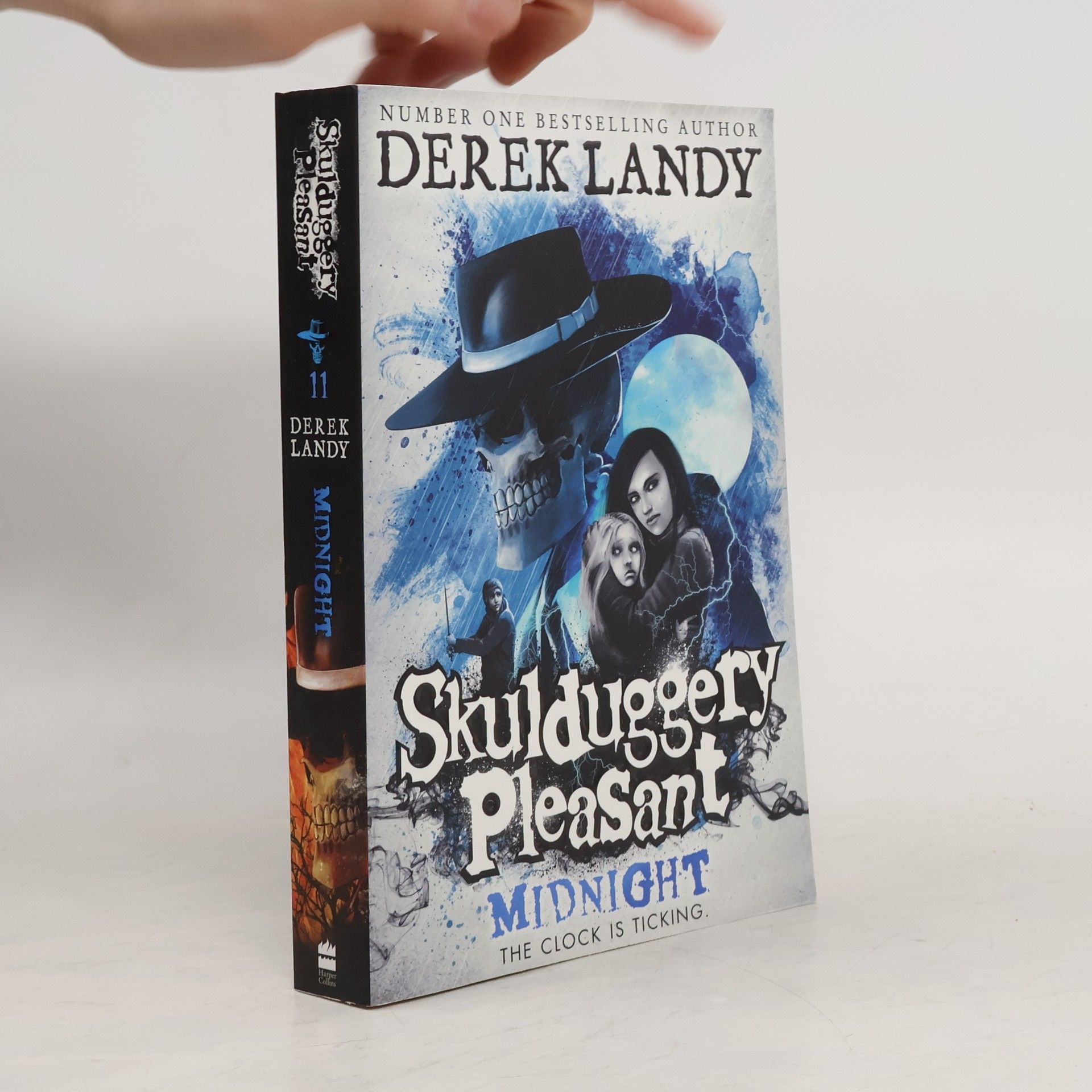 Derek Landy Skulduggery Pleasant 11. Midnight