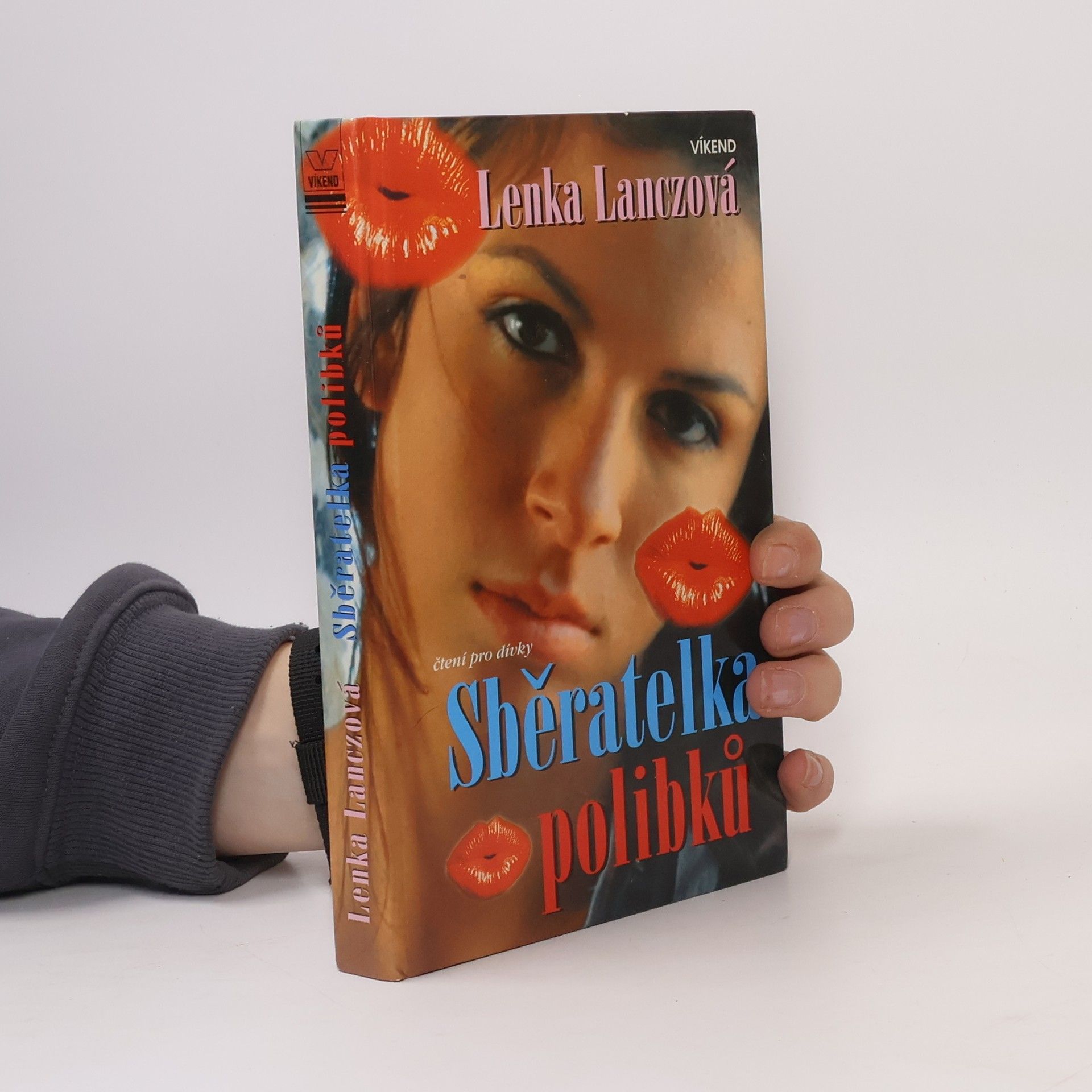 Lenka Lanczová Sběratelka polibků