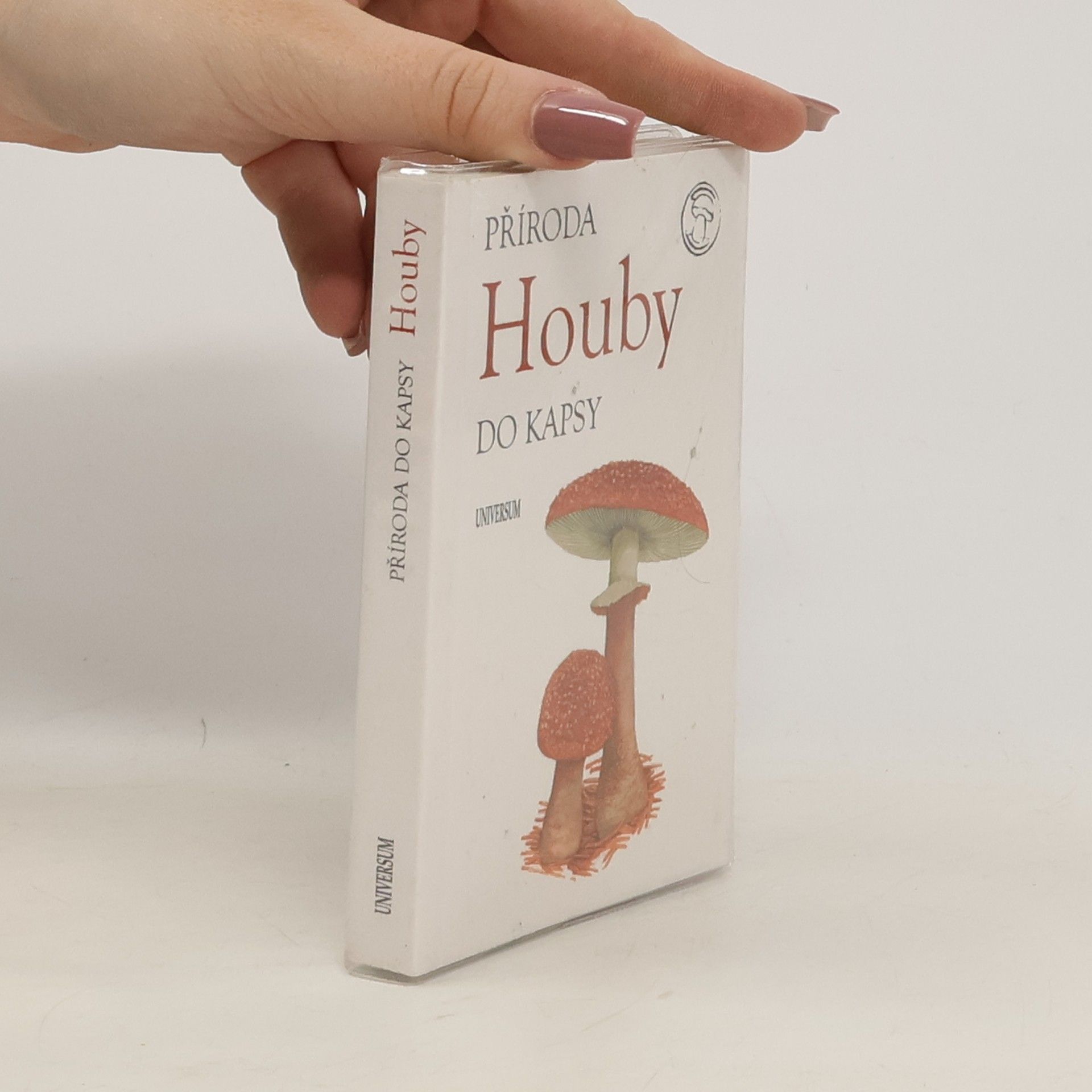 Eva Horová Houby : příroda do kapsy