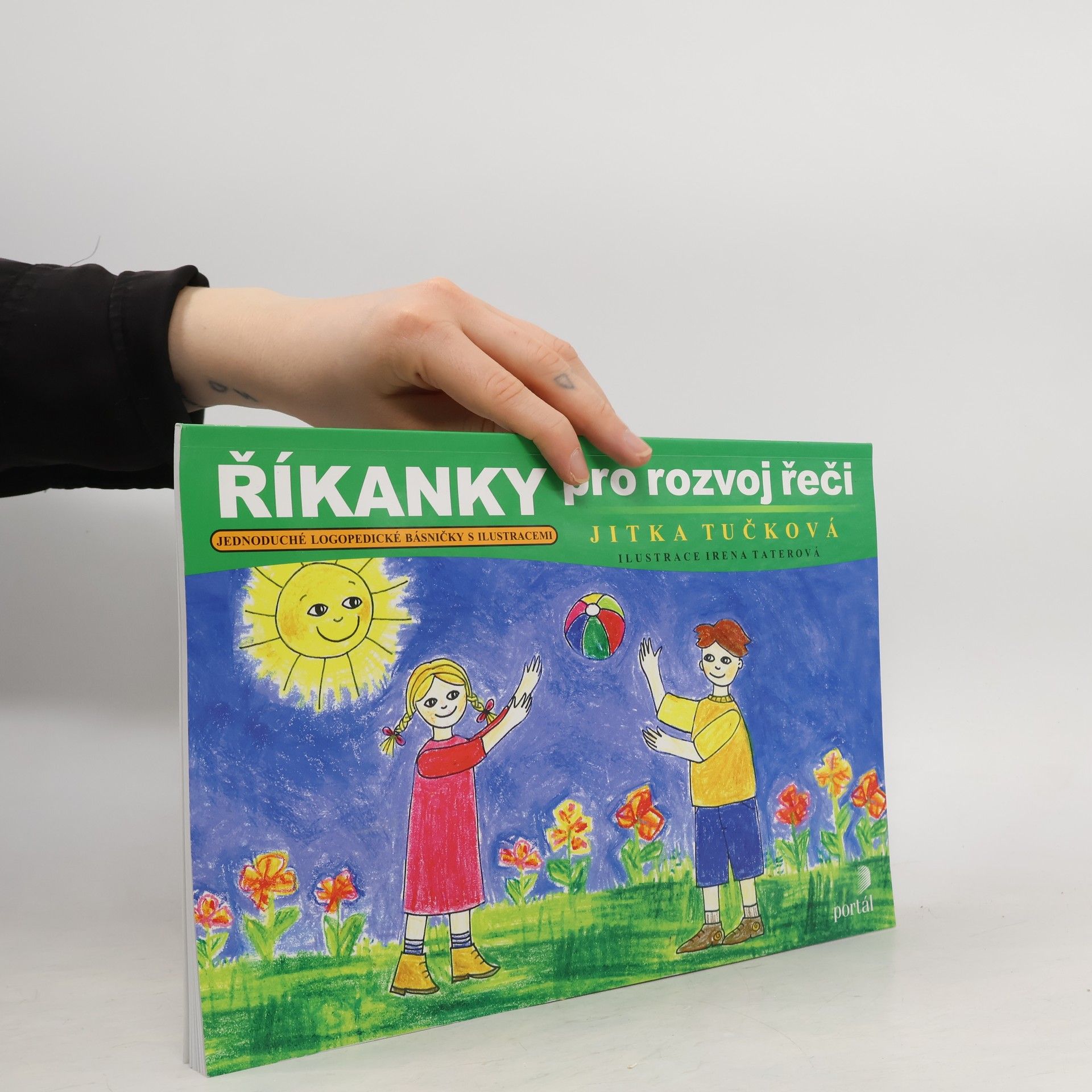 Říkanky pro rozvoj řeči: Jednoduché logopedické básničky s ilustracemi
