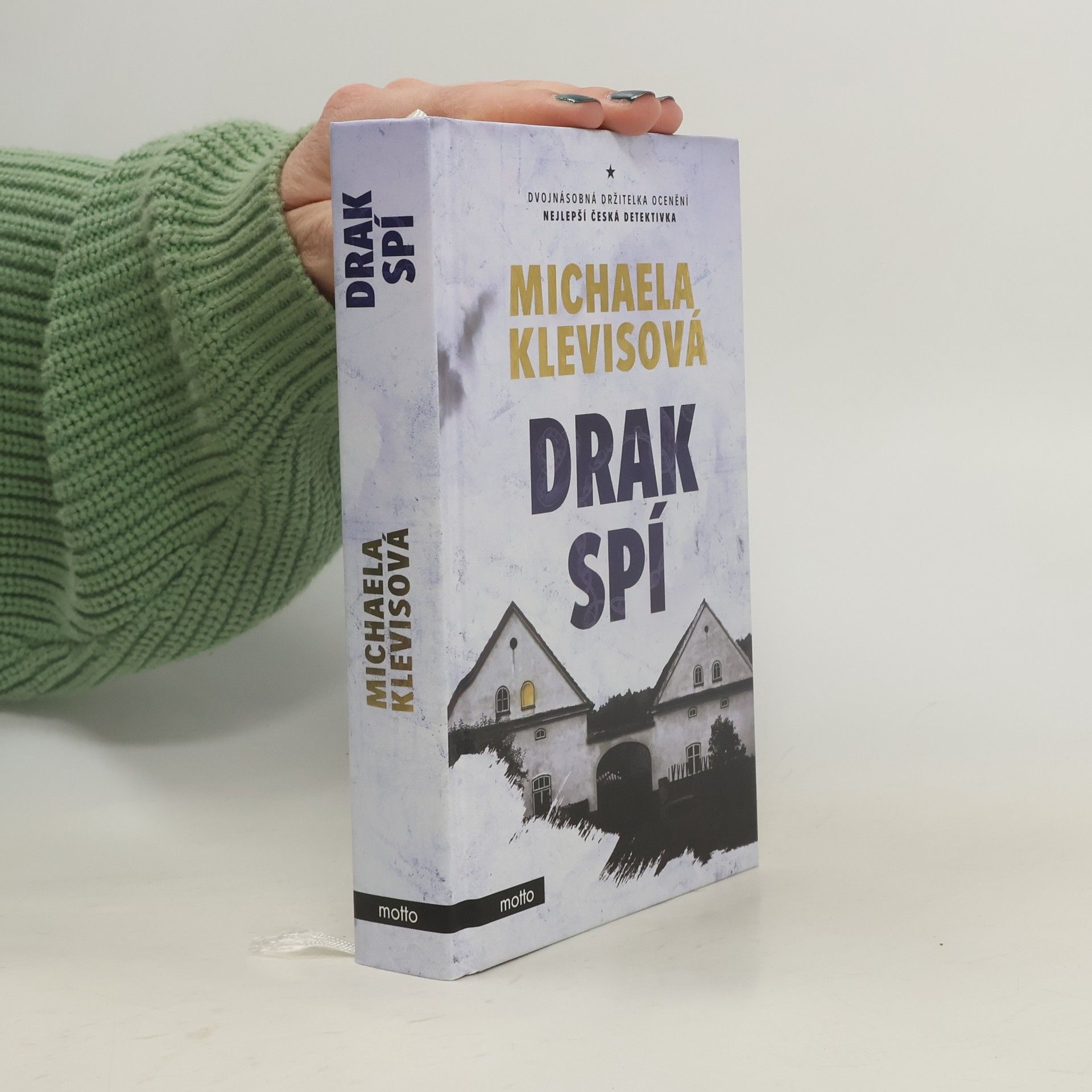 Michaela Klevisová Drak spí