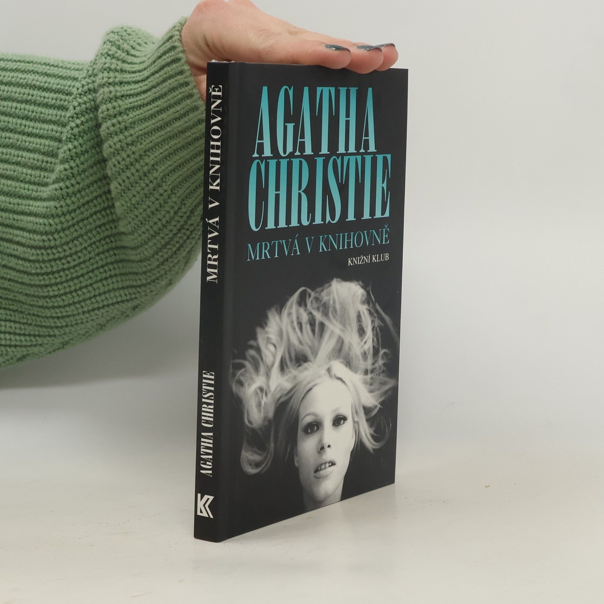 Agatha Christie Mrtvá v knihovně