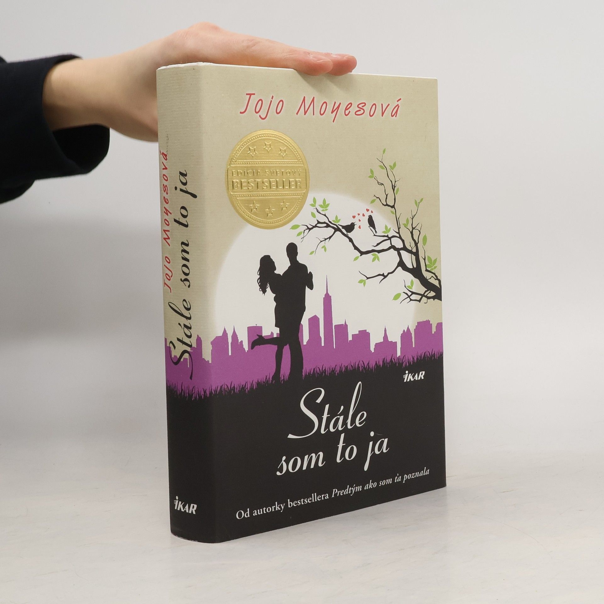 Jojo Moyes Stále som to ja