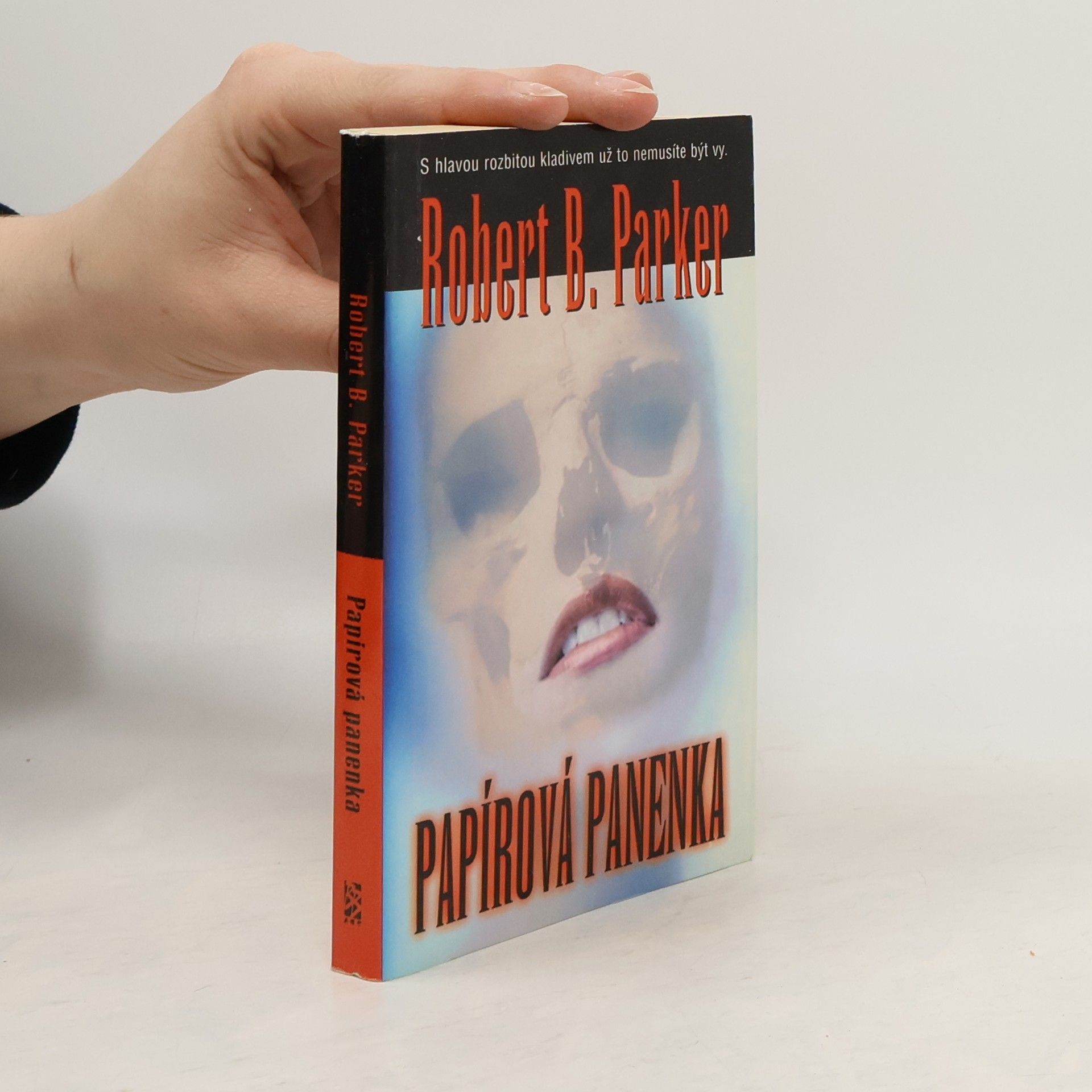 Robert B. Parker Papírová panenka