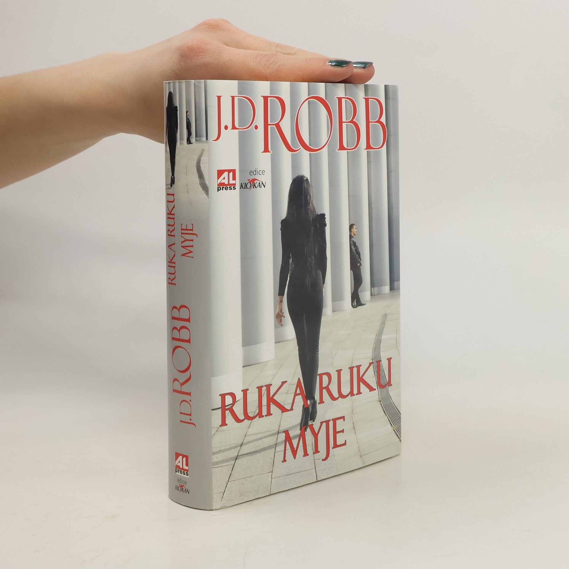 Nora Roberts Ruka ruku myje