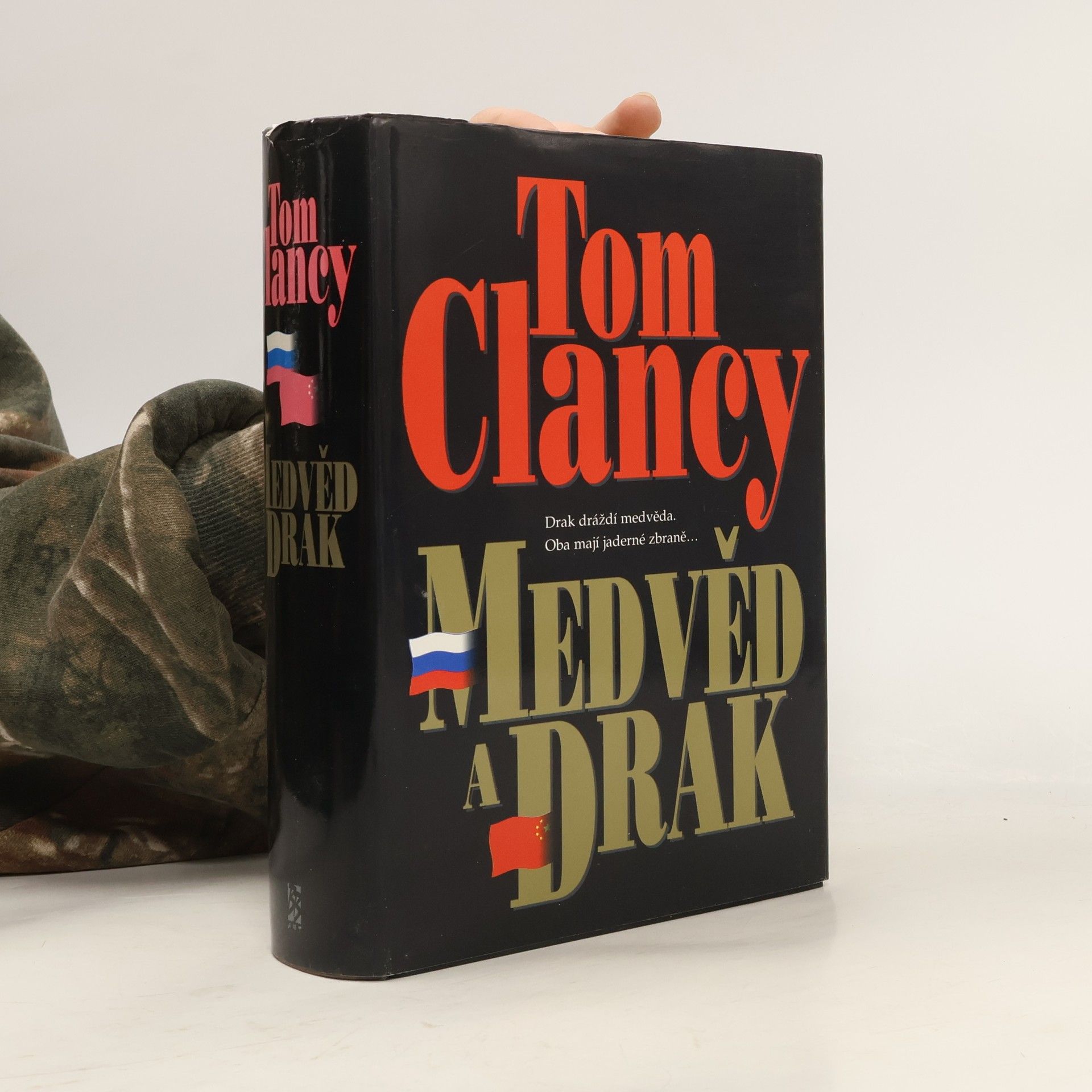 Tom Clancy Medvěd a drak