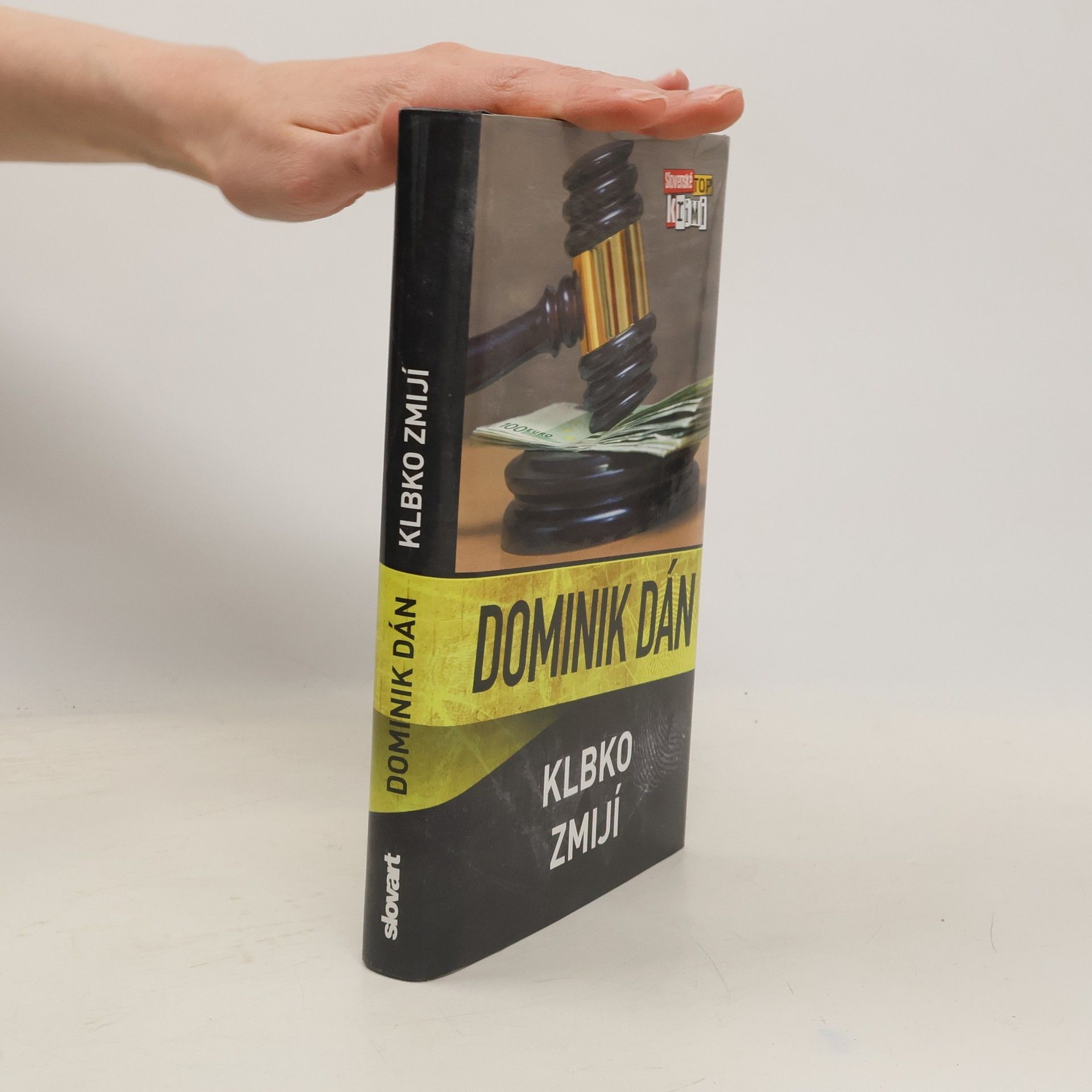 Dominik Dán Klbko zmijí