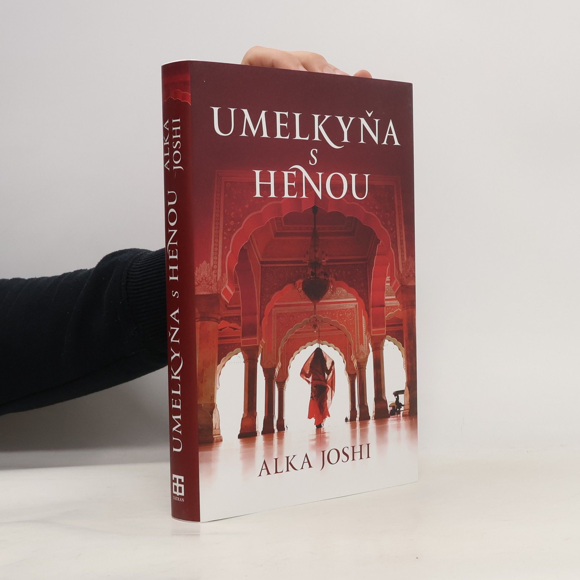 Alka Joshi Umelkyňa s henou