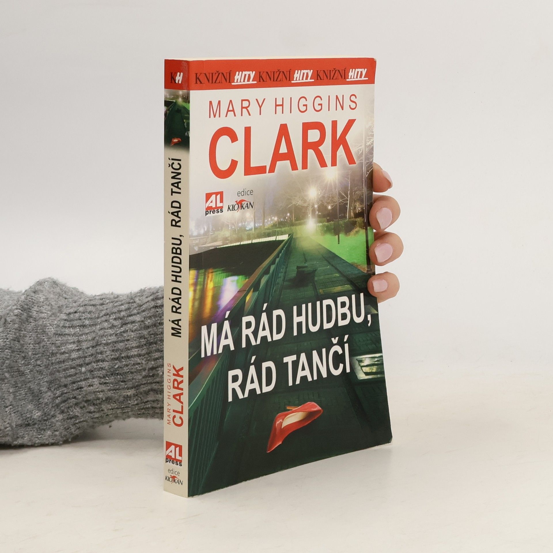 Mary Higgins Clark Má rád hudbu, rád tančí