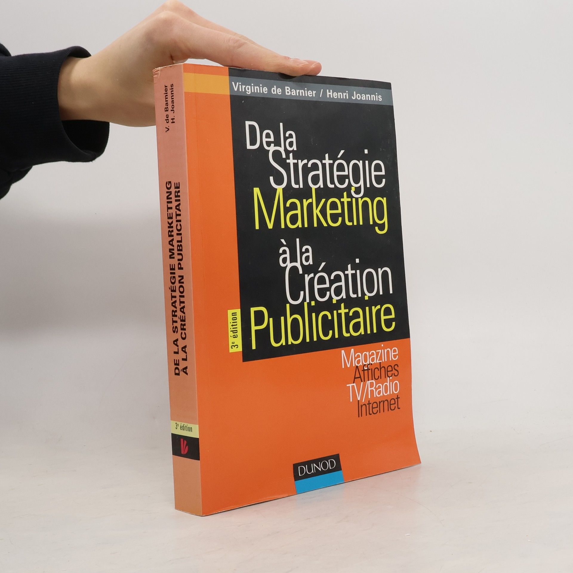 Virginie de Barnier De la stratégie marketing à la création publicitaire