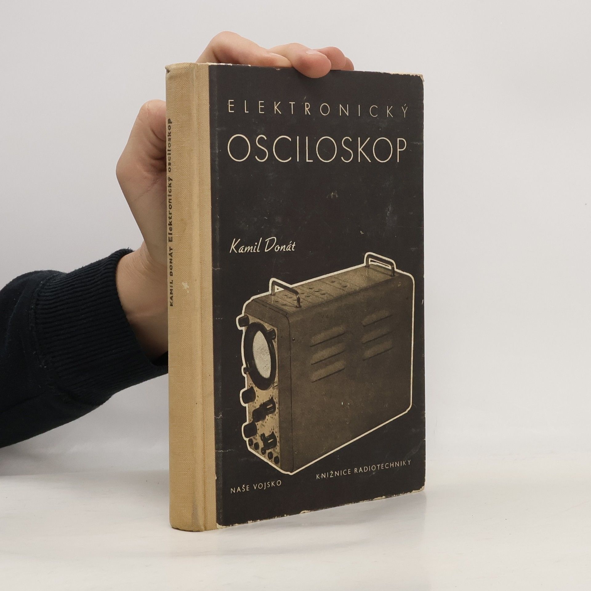 Kamil Donát Elektronický osciloskop