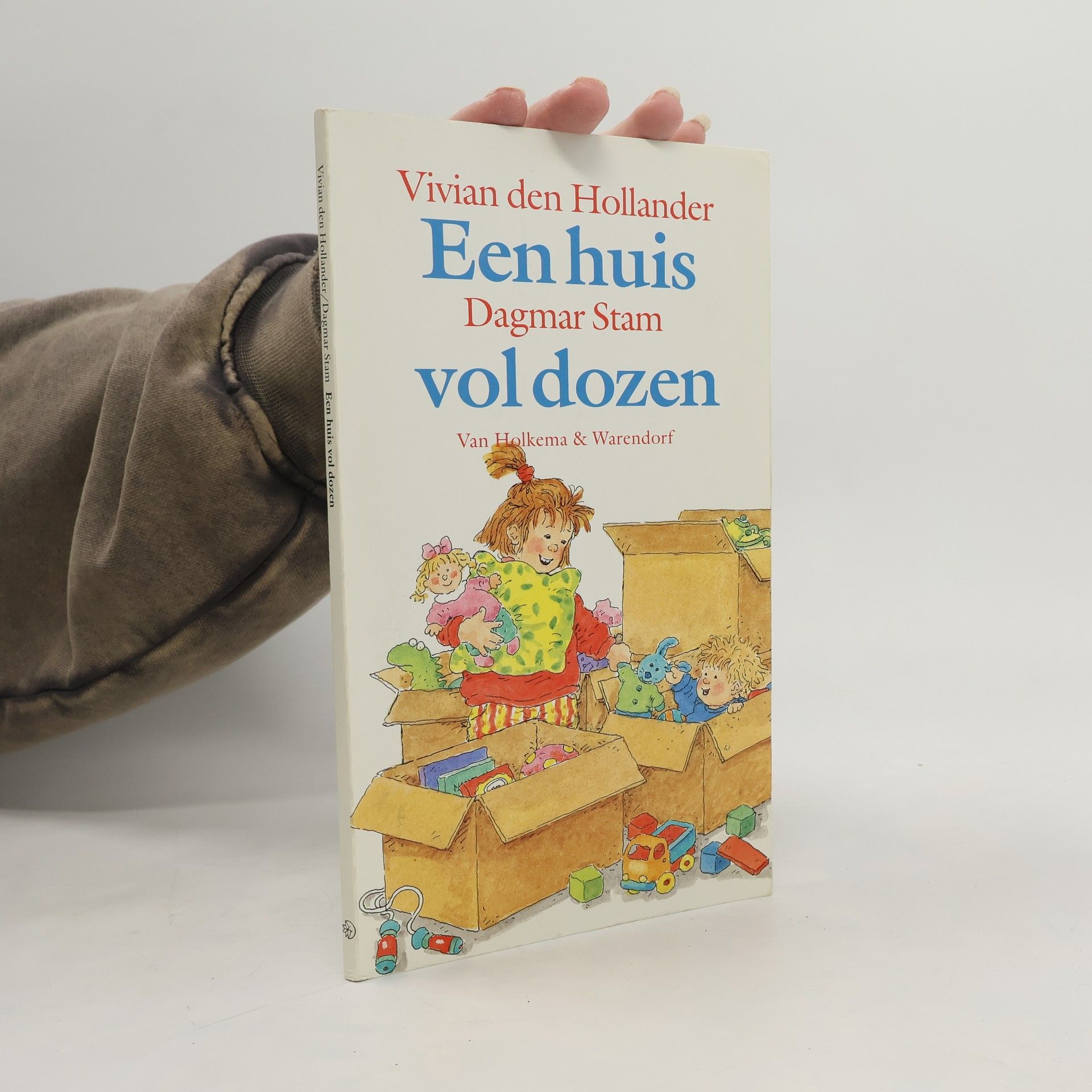 Vivian den Hollander Een huis vol dozen
