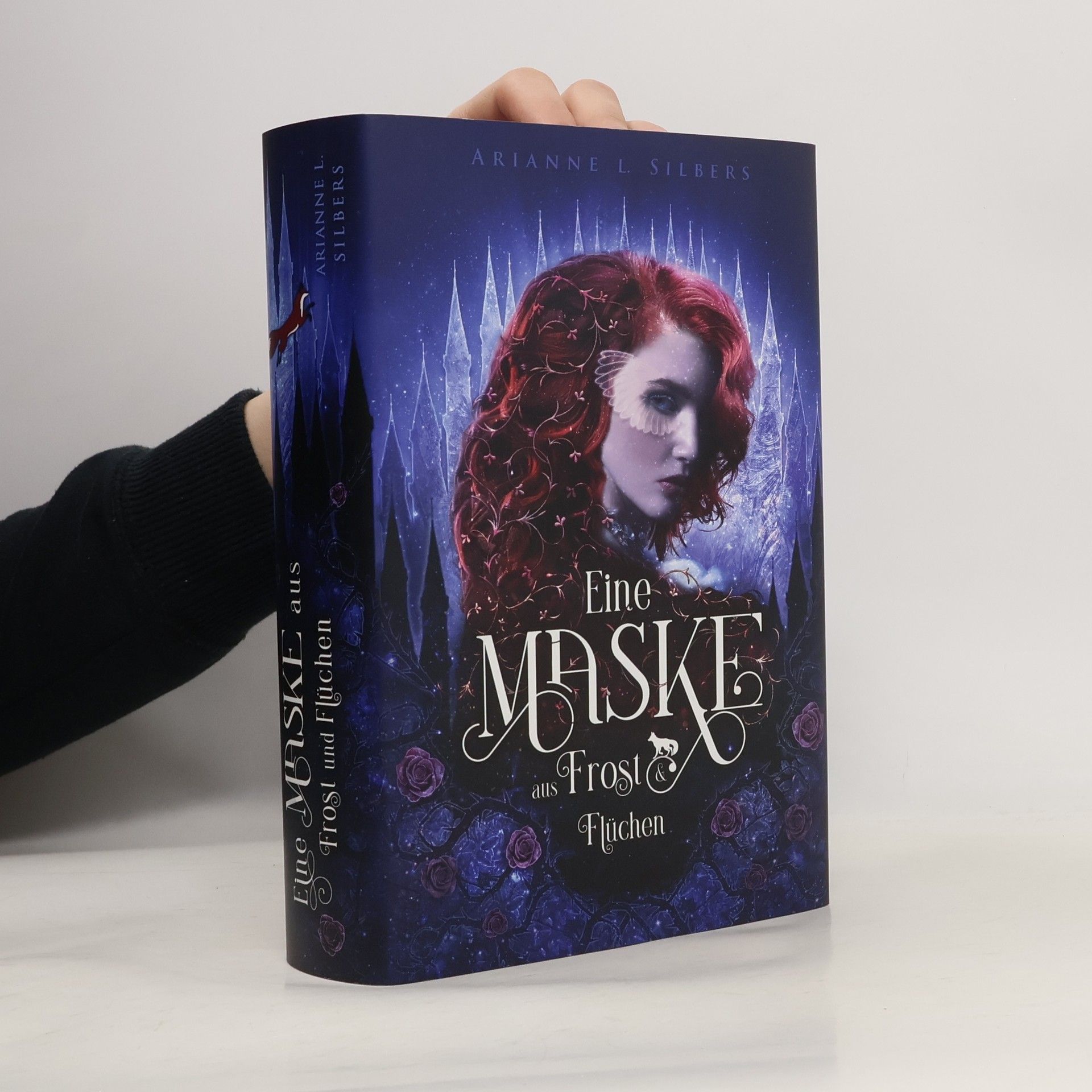 Arianne L. Silbers Eine Maske aus Frost und Flüchen