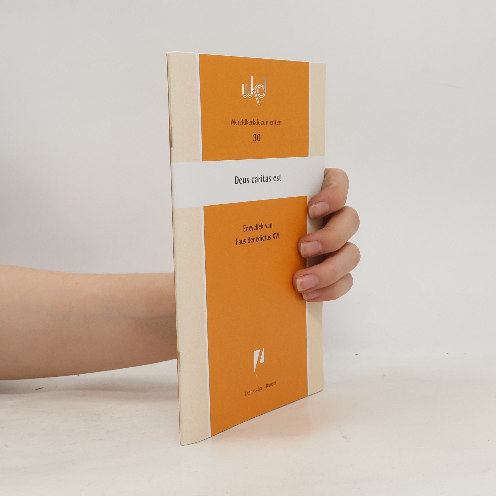 Various authors Deus caritas est