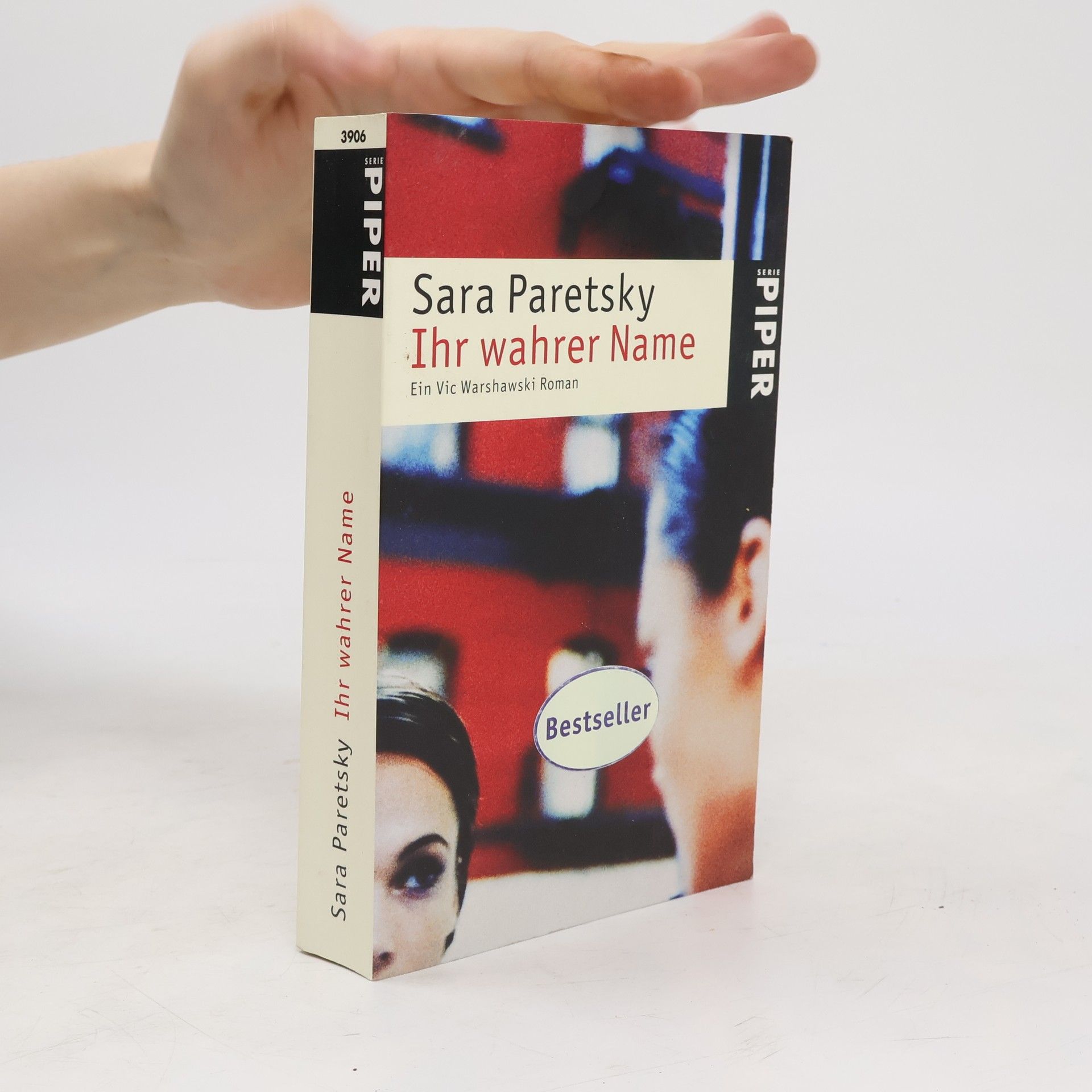 Sara Paretsky Ihr wahrer Name