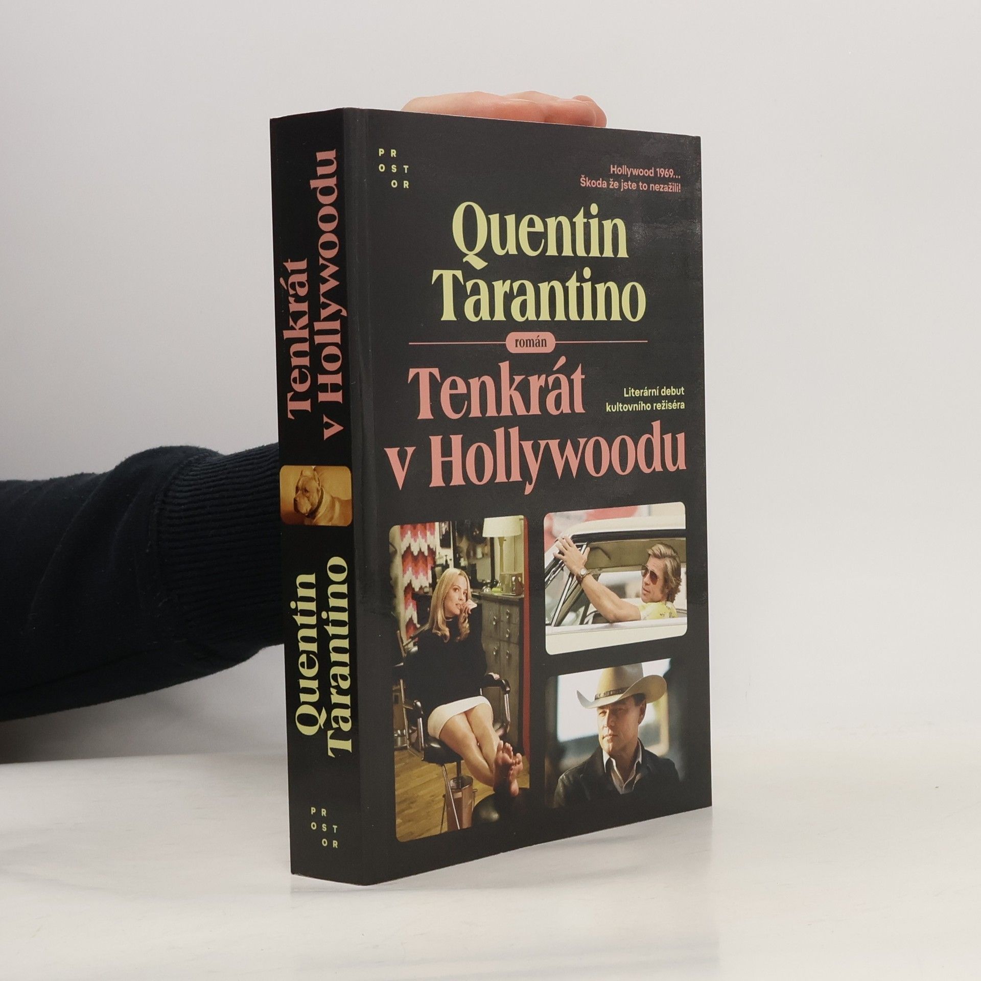 Quentin Tarantino Tenkrát v Hollywoodu : román