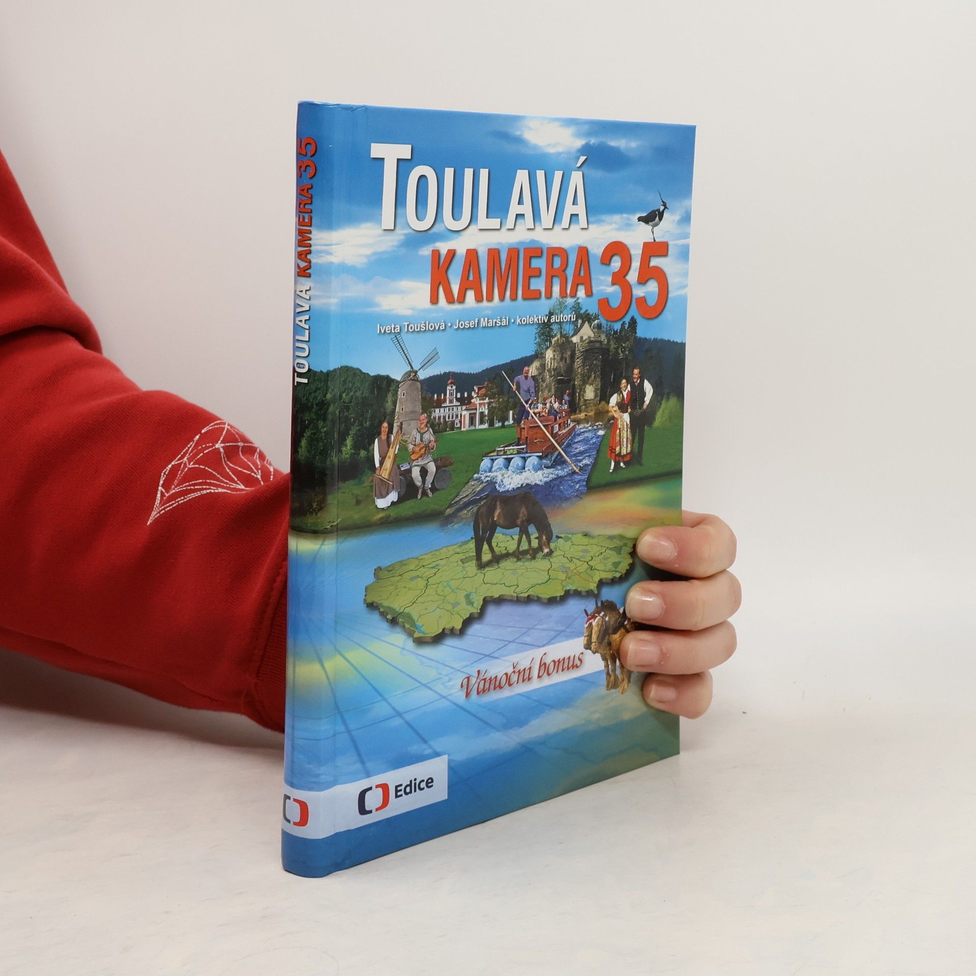 Iveta Toušlová Toulavá kamera 35