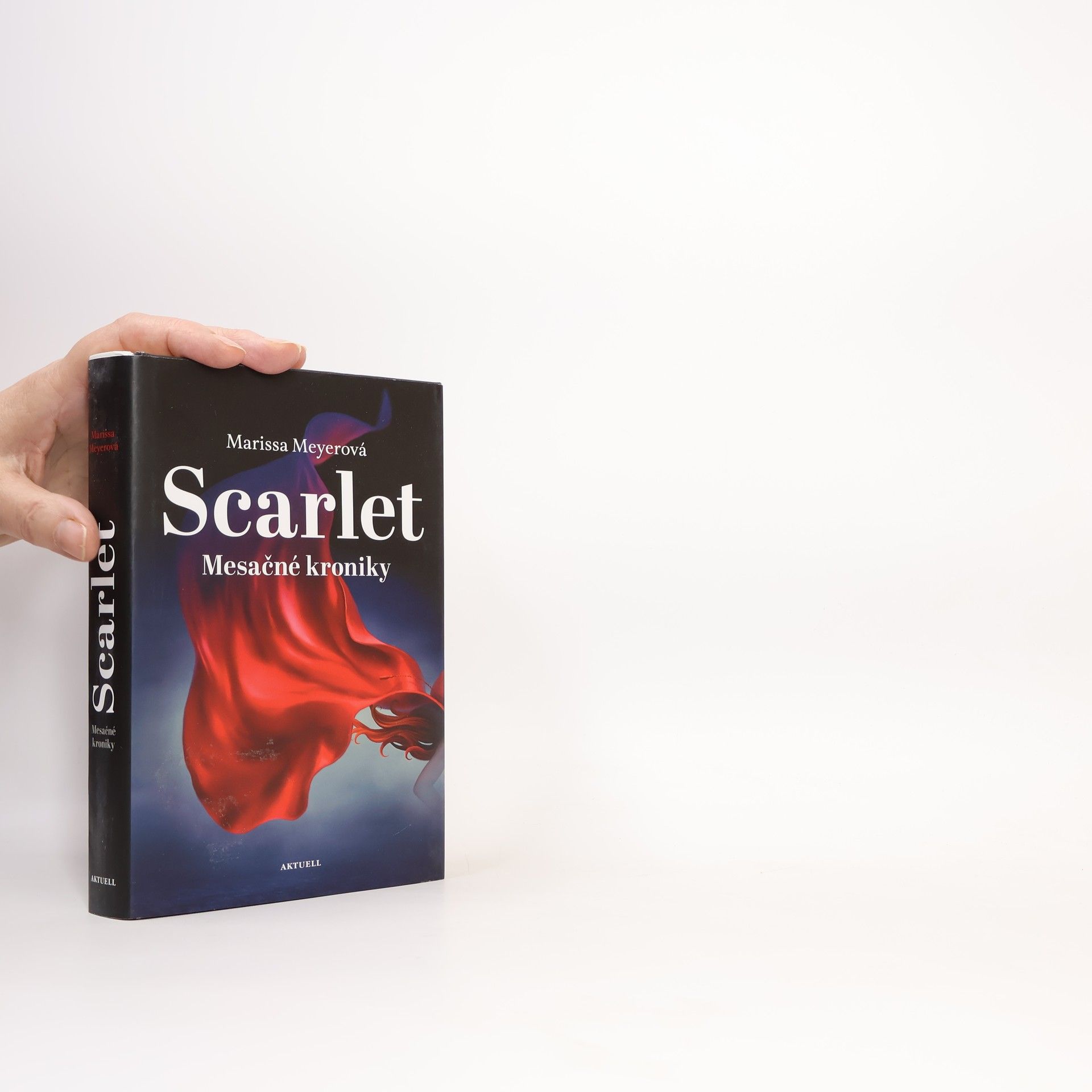 Marissa Meyer Scarlet: Mesačné kroniky