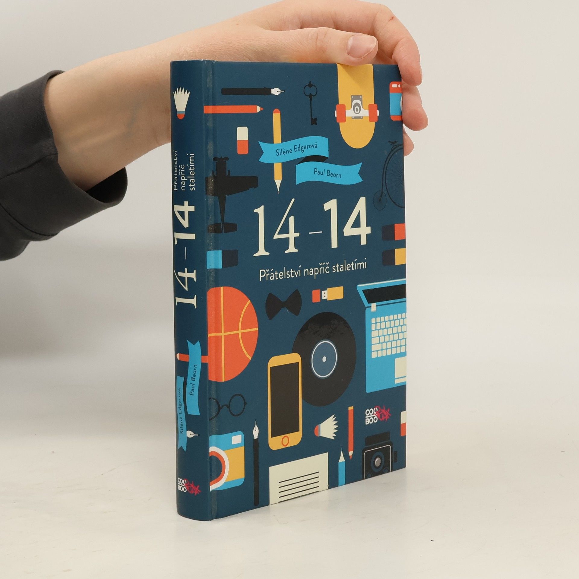 Silène Edgar 14-14: přátelství napříč staletími