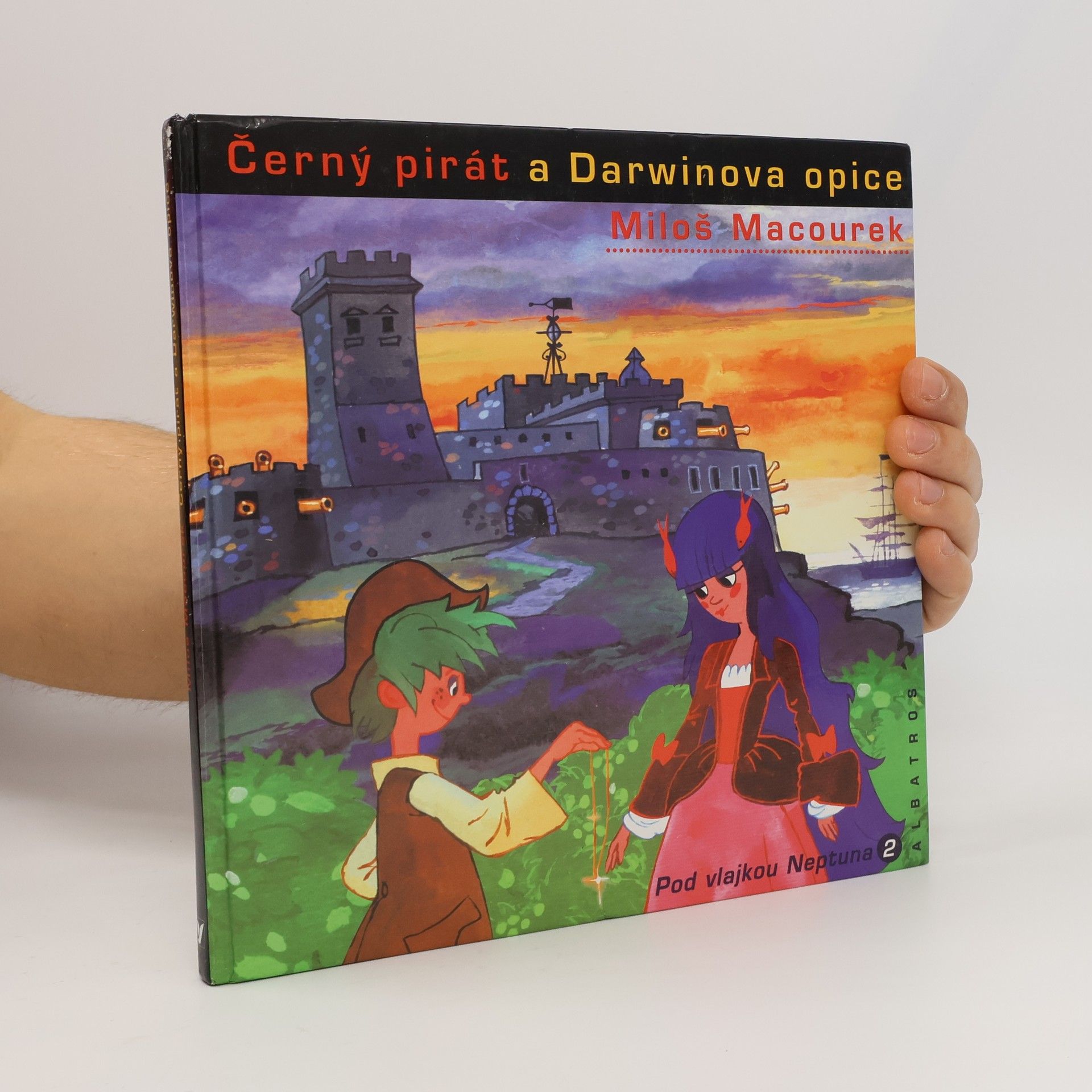 Miloš Macourek Černý pirát a Darwinova opice