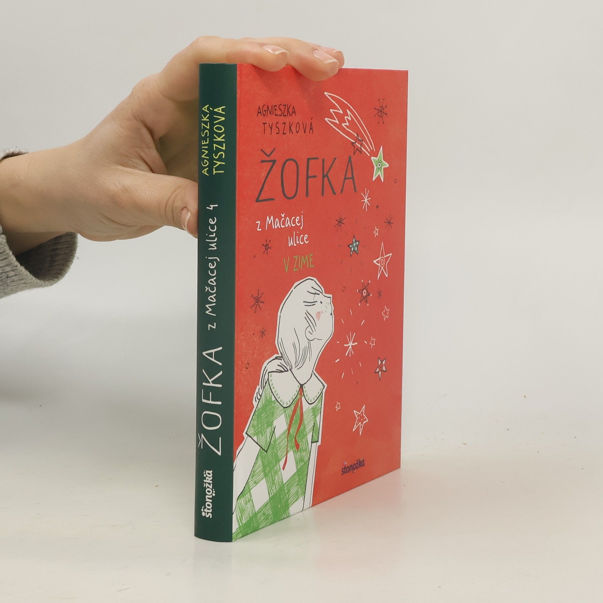 Agnieszka Tyszka Žofka z Mačacej ulice v zime