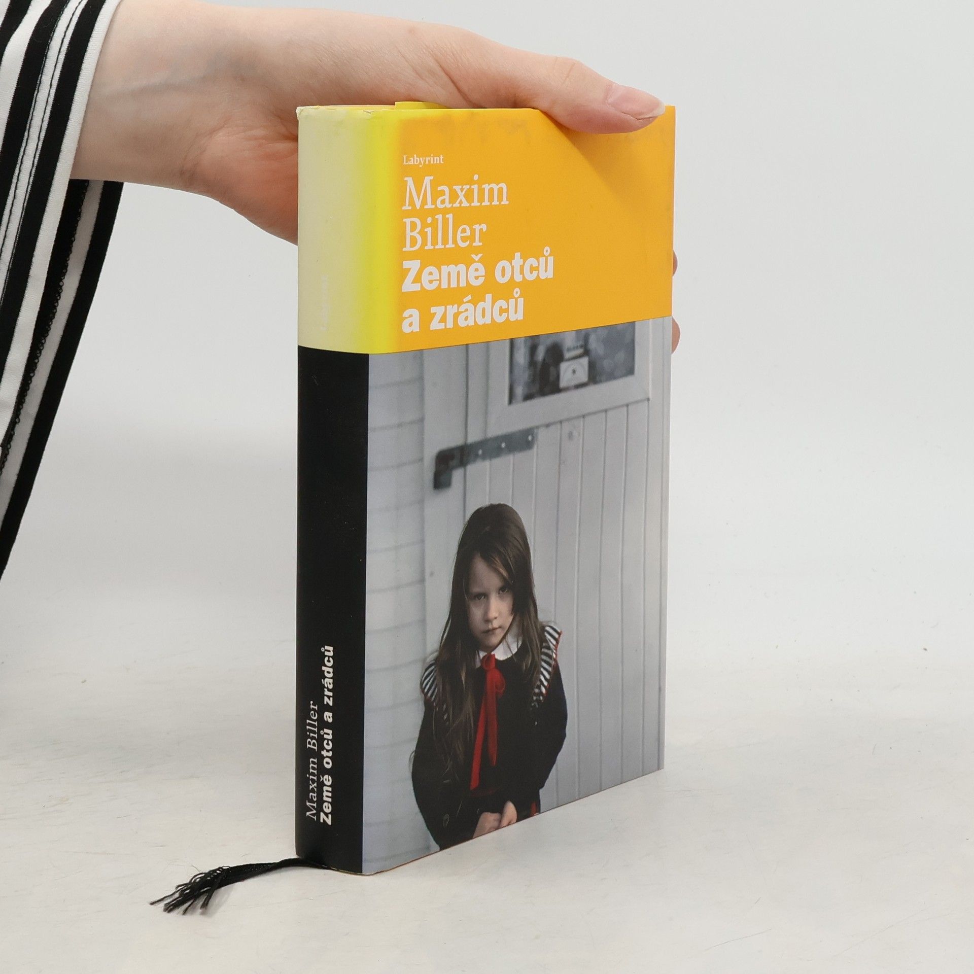 Maxim Biller Země otců a zrádců