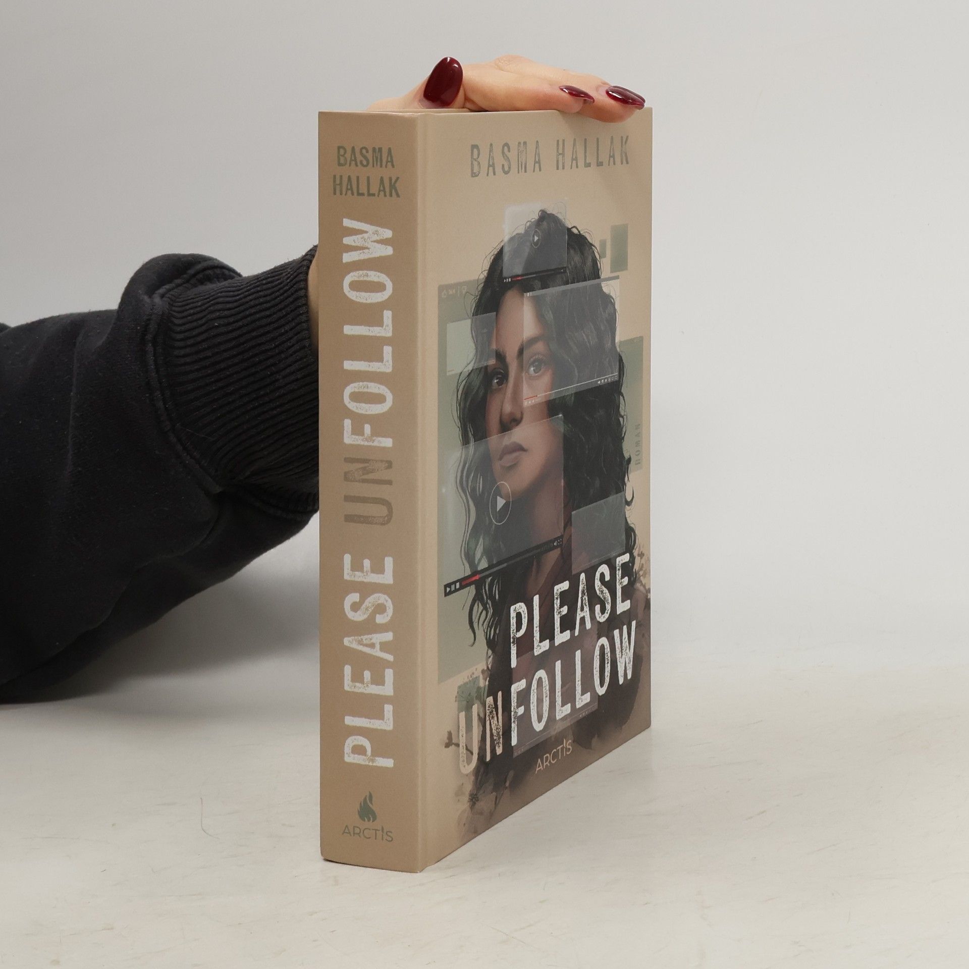 Basma Hallak Please Unfollow