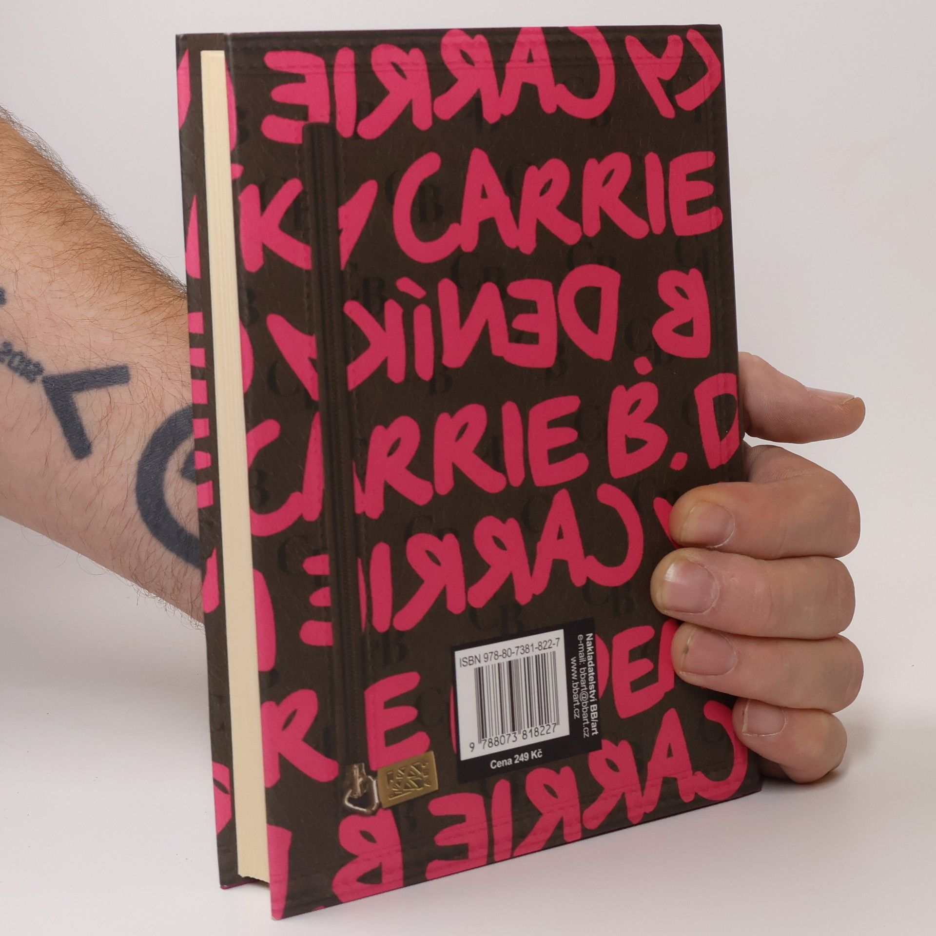 Candace Bushnell Deníky Carrie B.