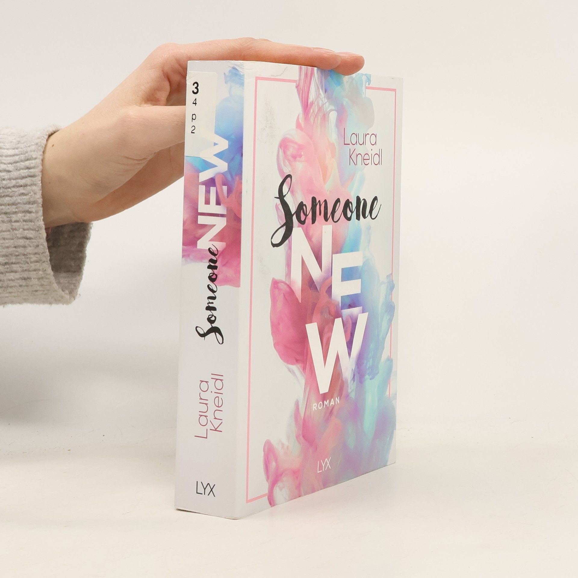 Laura Kneidl Someone New