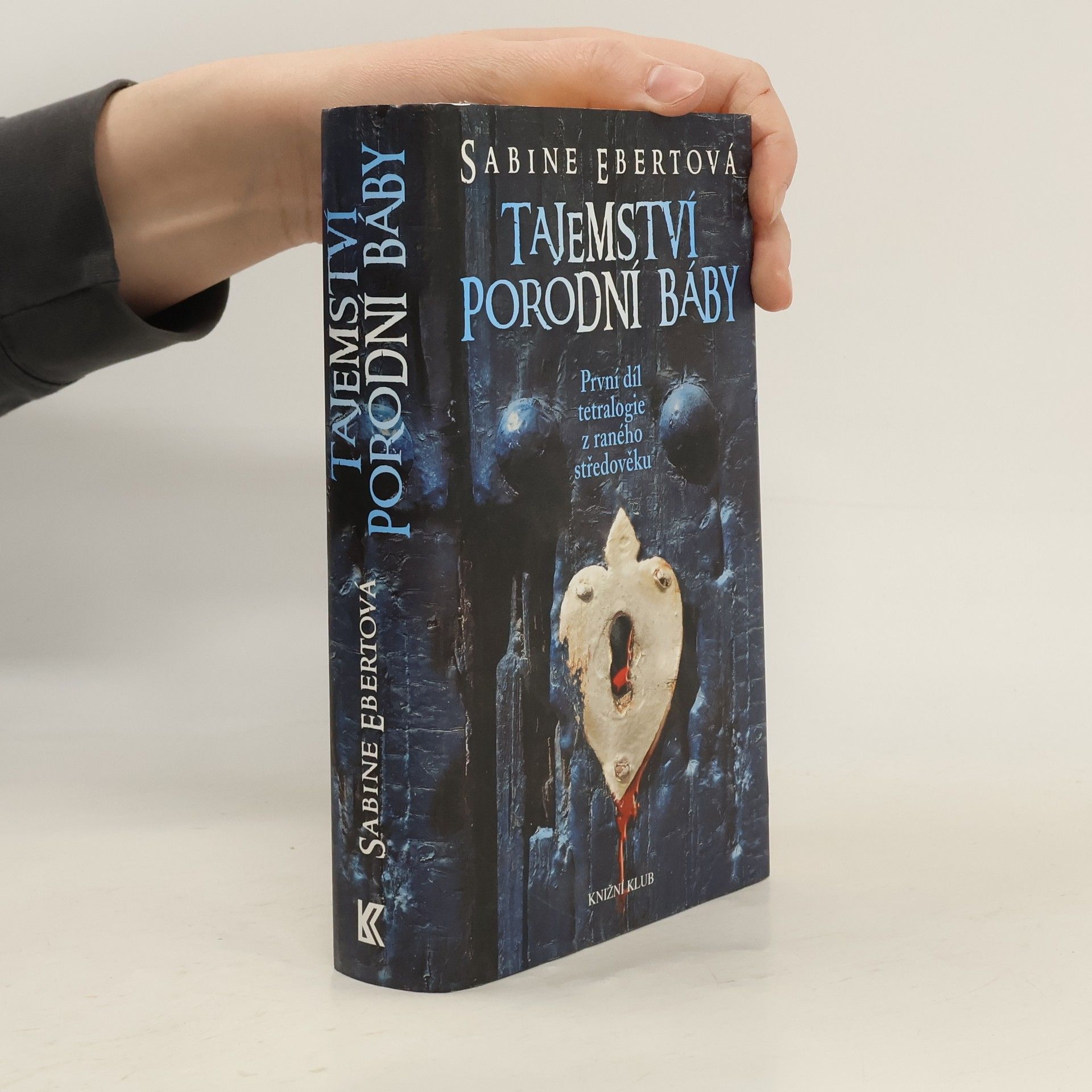 Sabine Ebertová Tajemství porodní báby