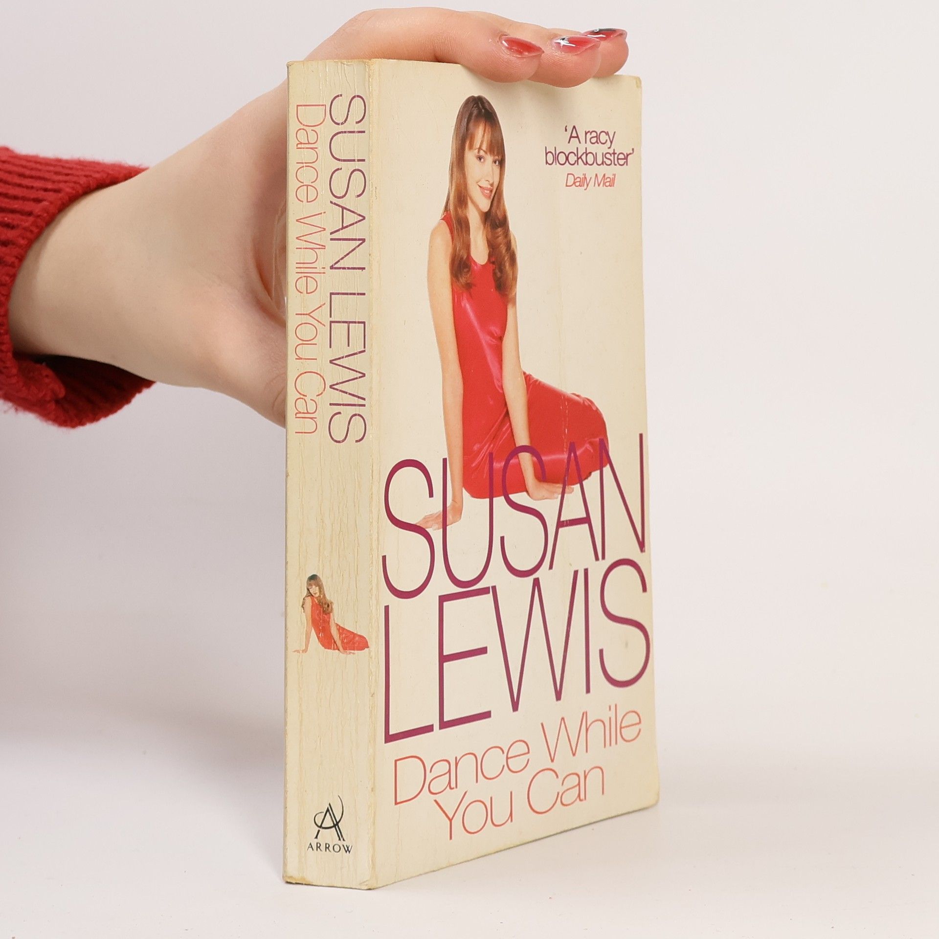 Susan Lewis Dance While You Can