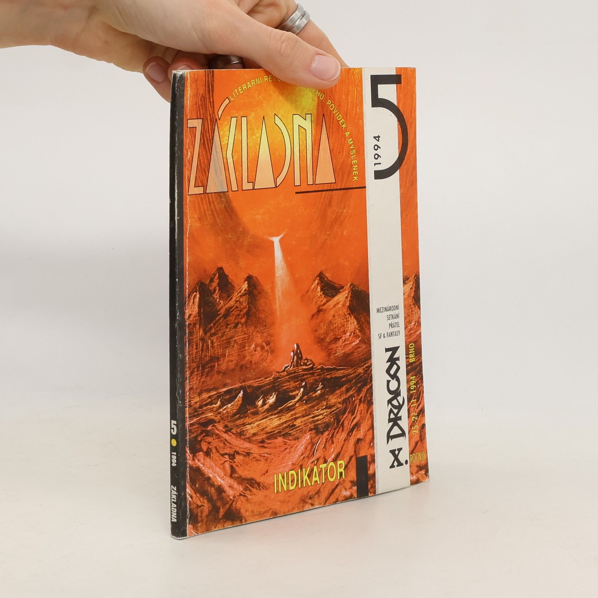 * antologie Základna 5