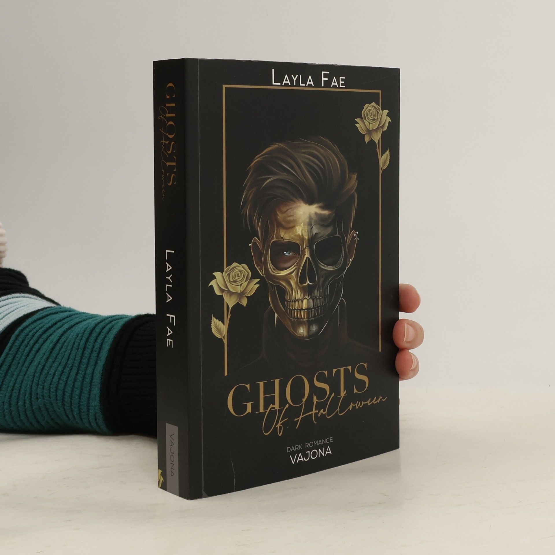 Layla Fae Ghosts of Halloween