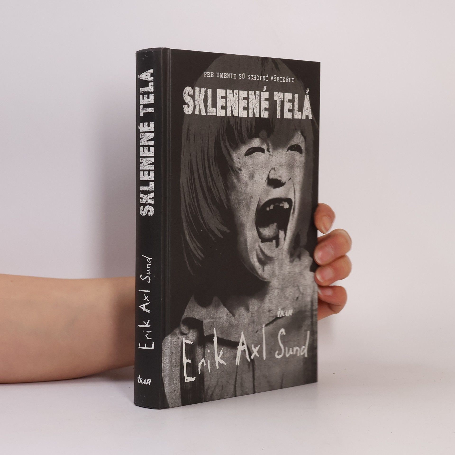 Erik Axl Sund Sklenené telá