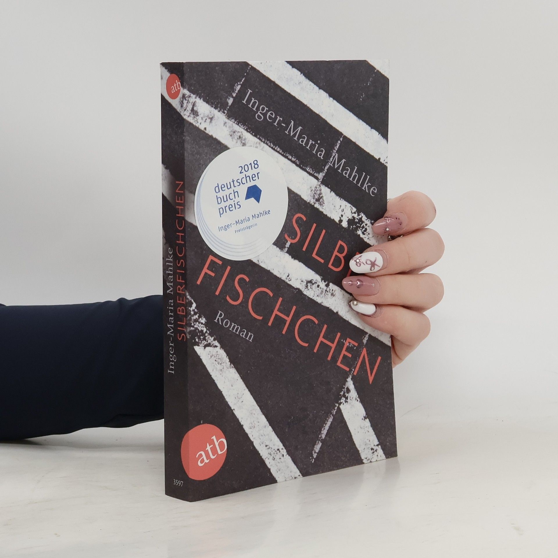 Inger-Maria Mahlke Silberfischchen