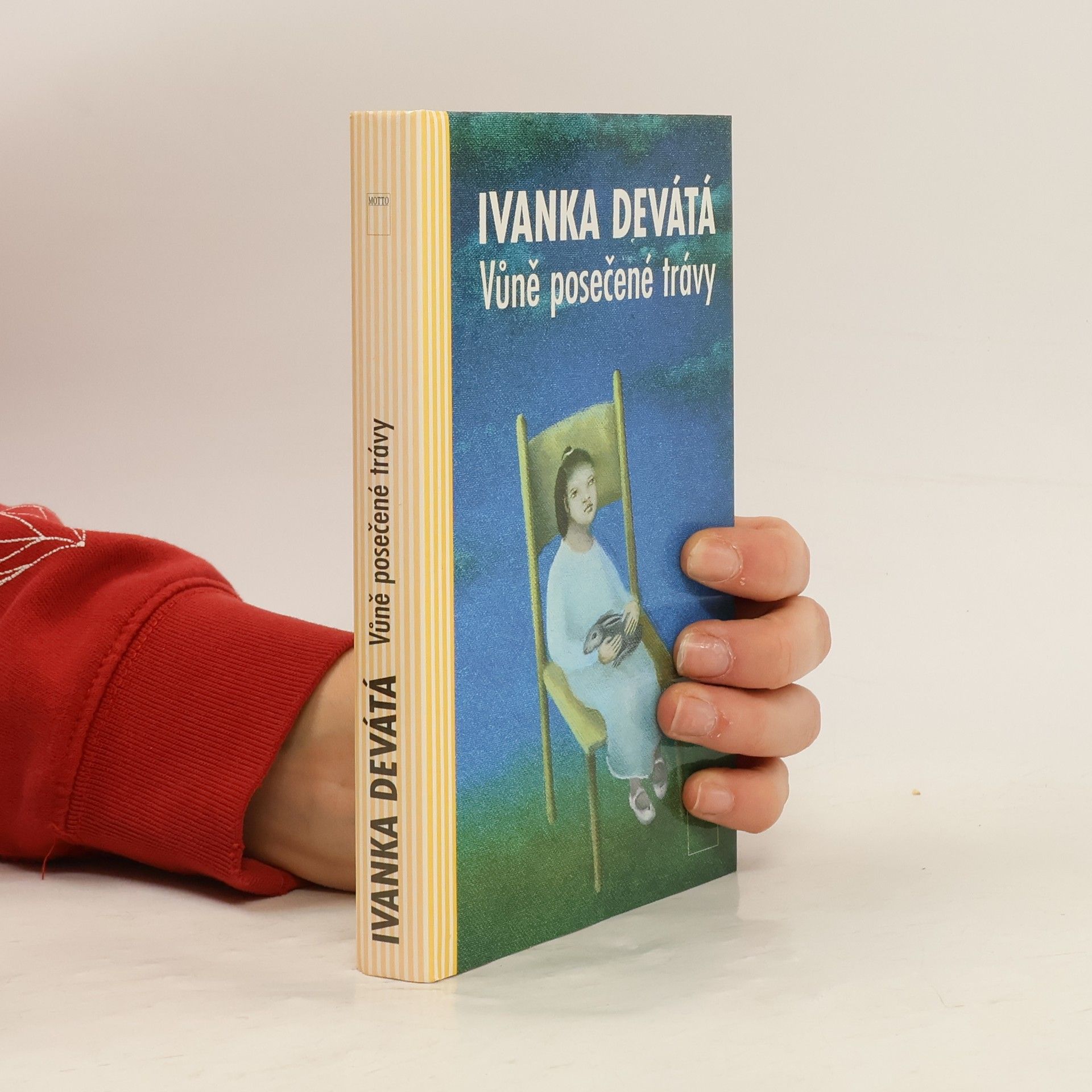 Ivanka Devátá Vůně posečené trávy