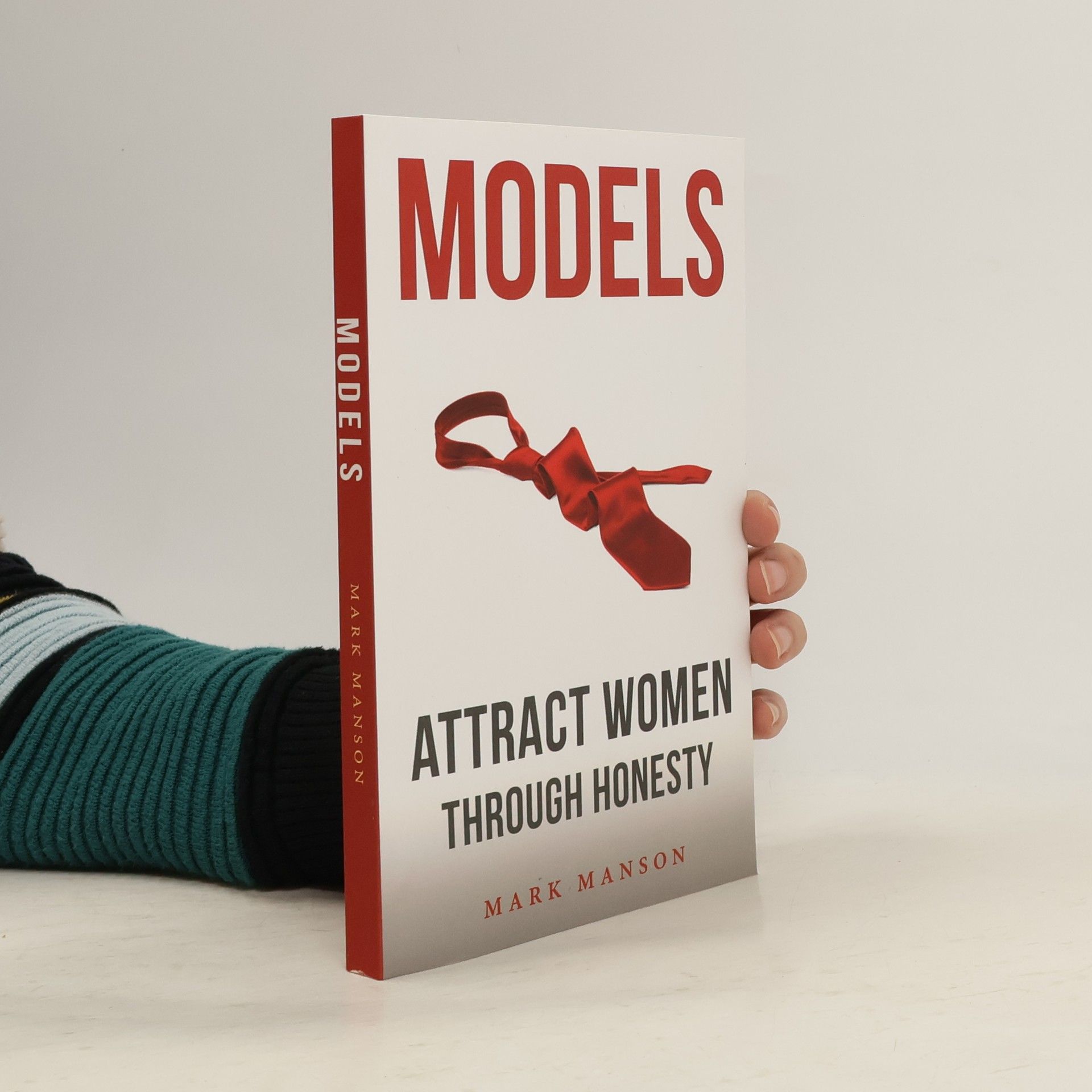 Mark Manson Models: Attract Women Through Honesty
