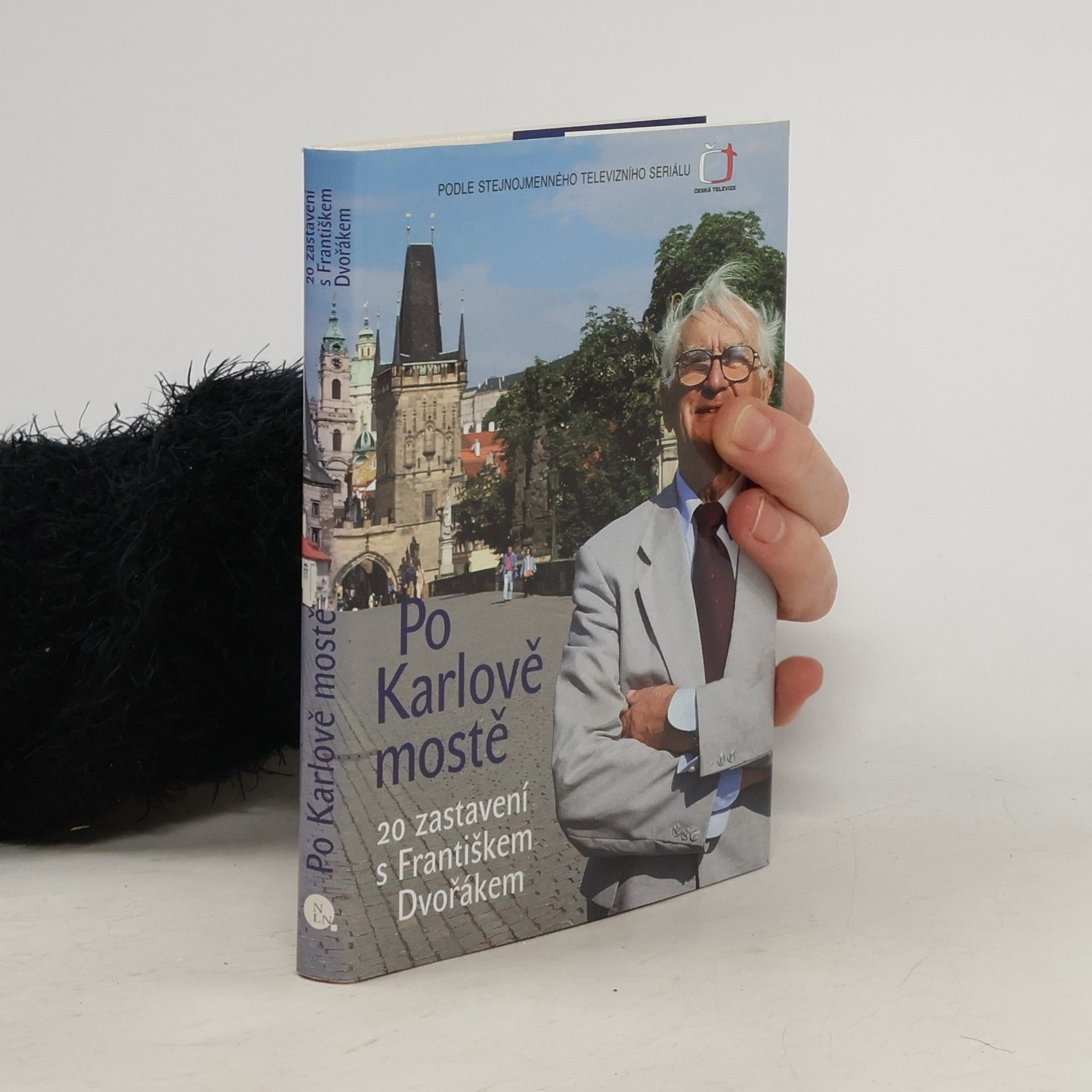 František Dvořák Po Karlově mostě. 20 zastavení s Františkem Dvořákem