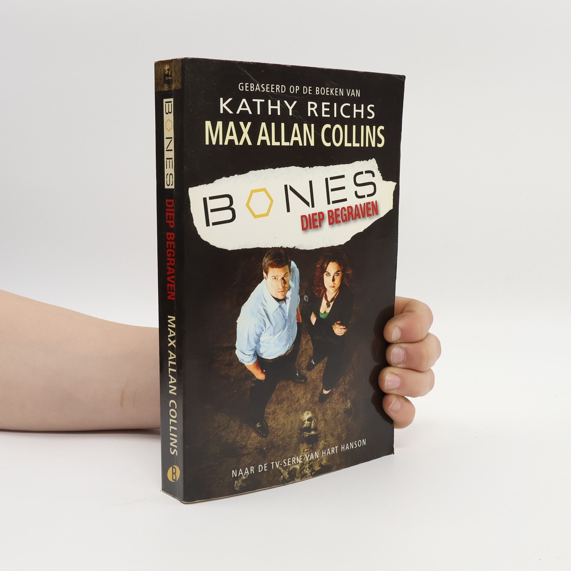 Max Allan Collins Bones