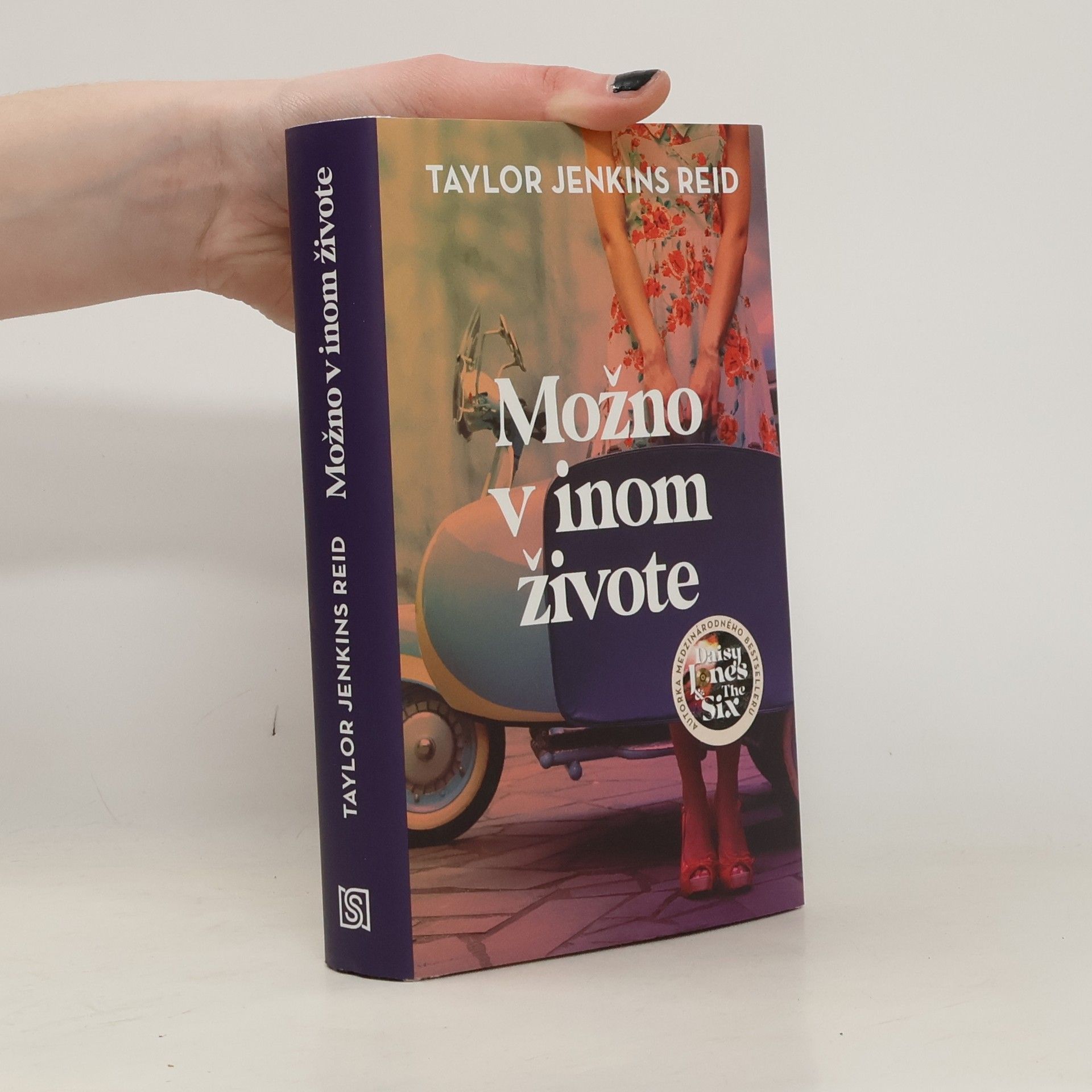 Taylor Jenkins Reid V inom živote