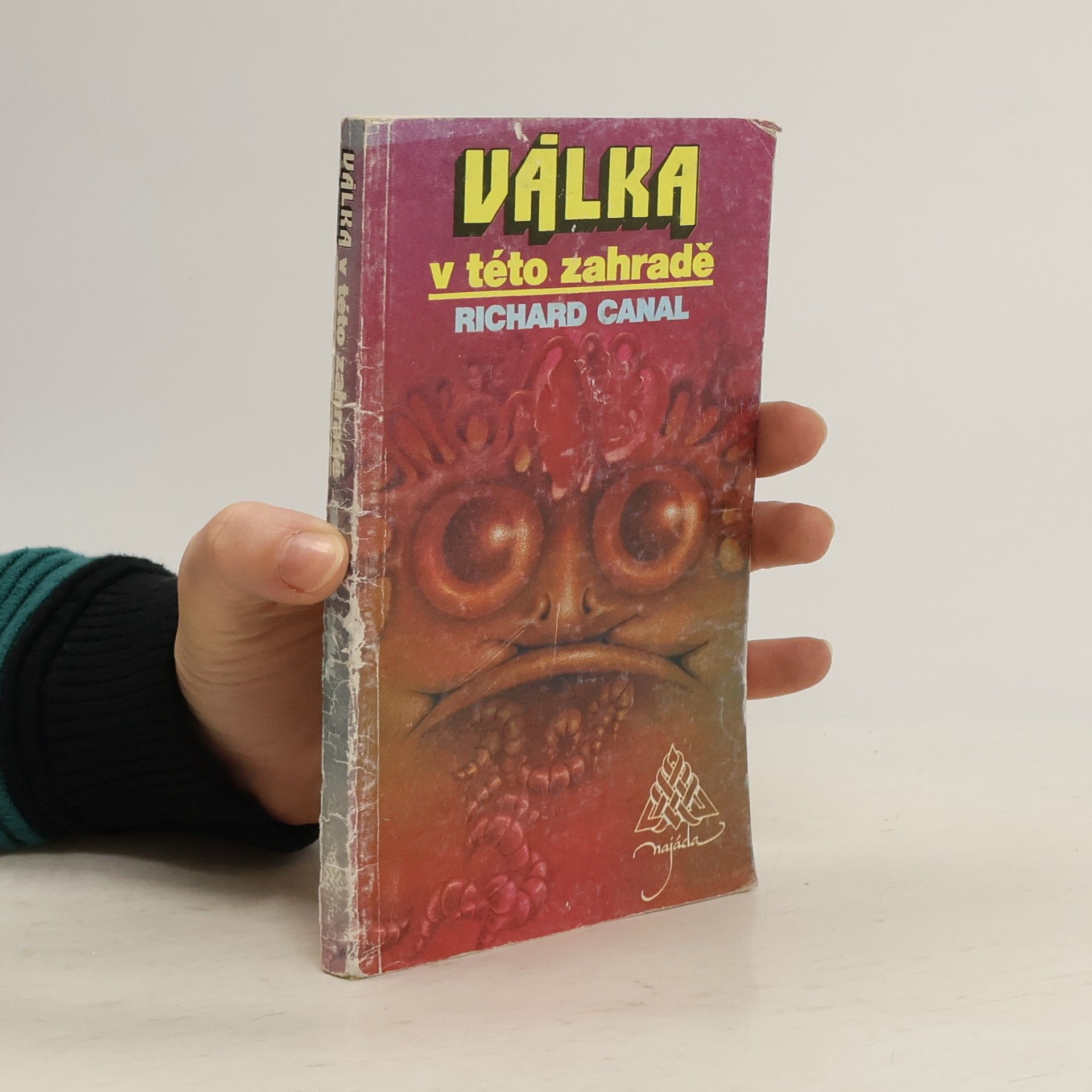 Válka v této zahradě