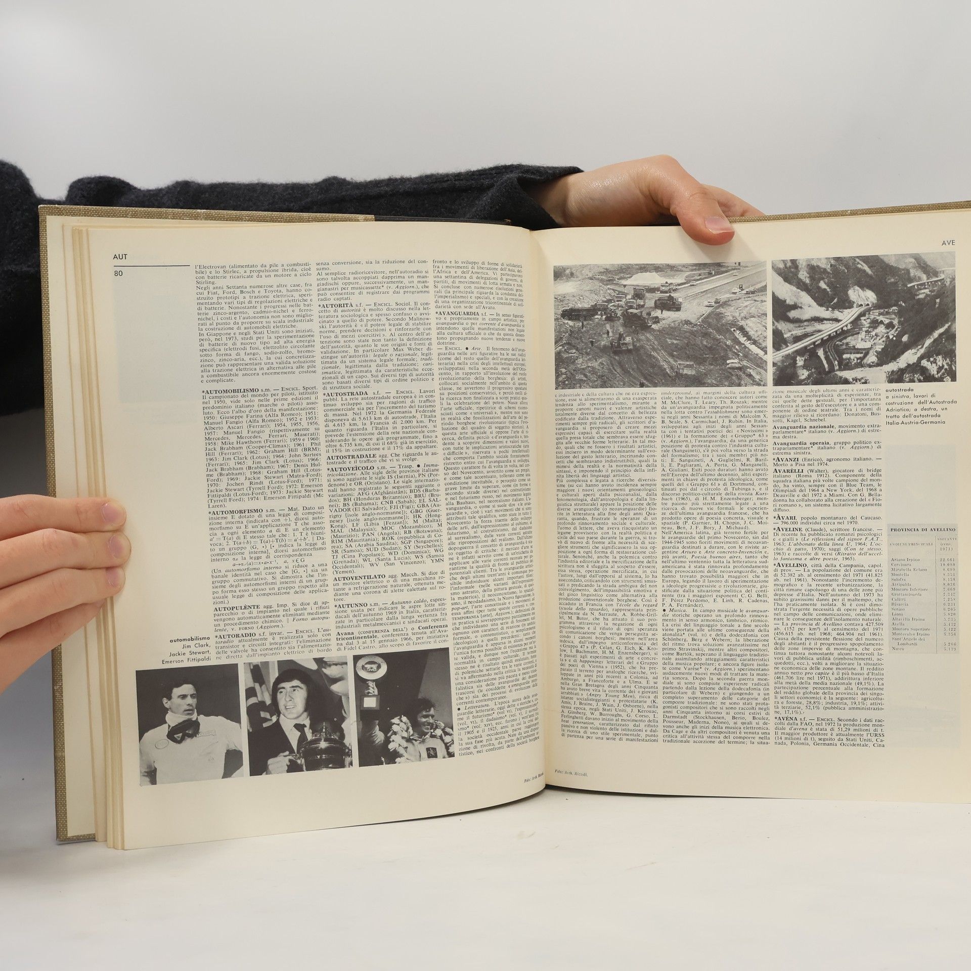 Autores varios Enciclopedia Universale XVI. Aggiornamento A-Z