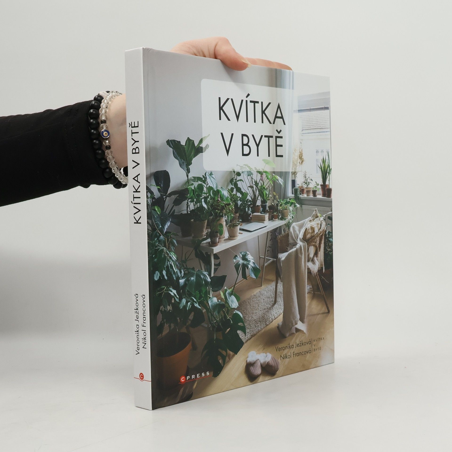 Veronika Ježková Kvítka v bytě