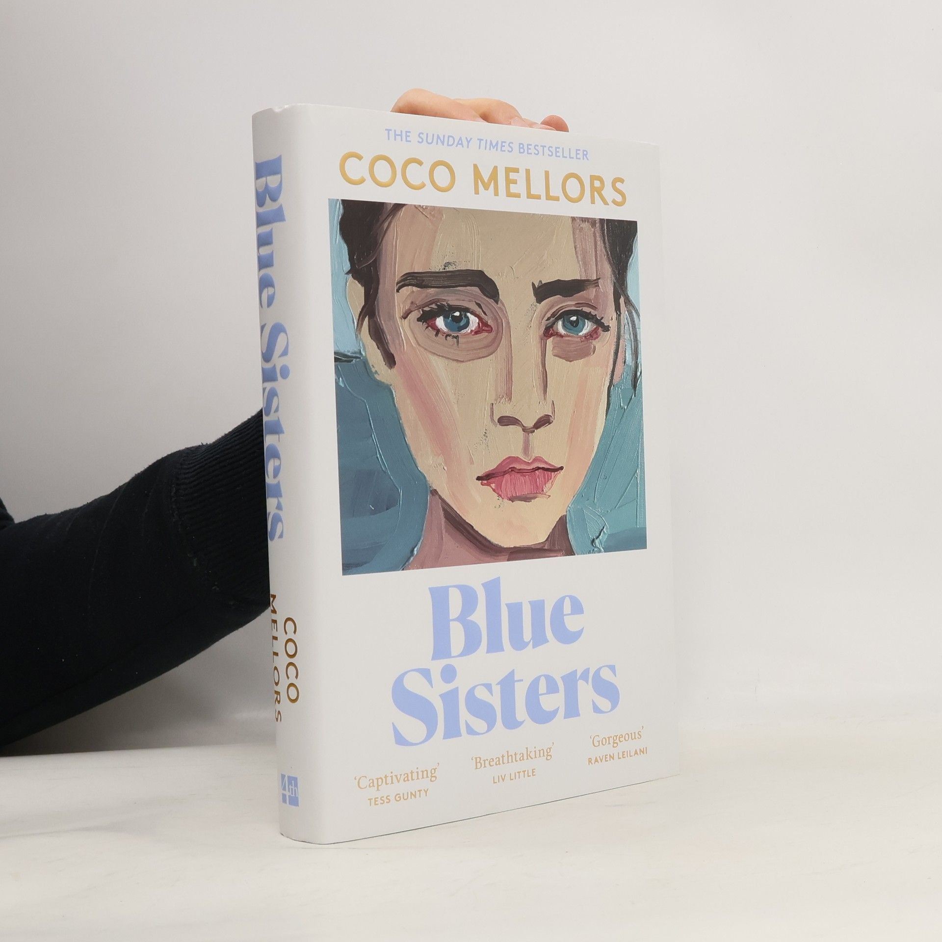 Coco Mellors Blue Sisters