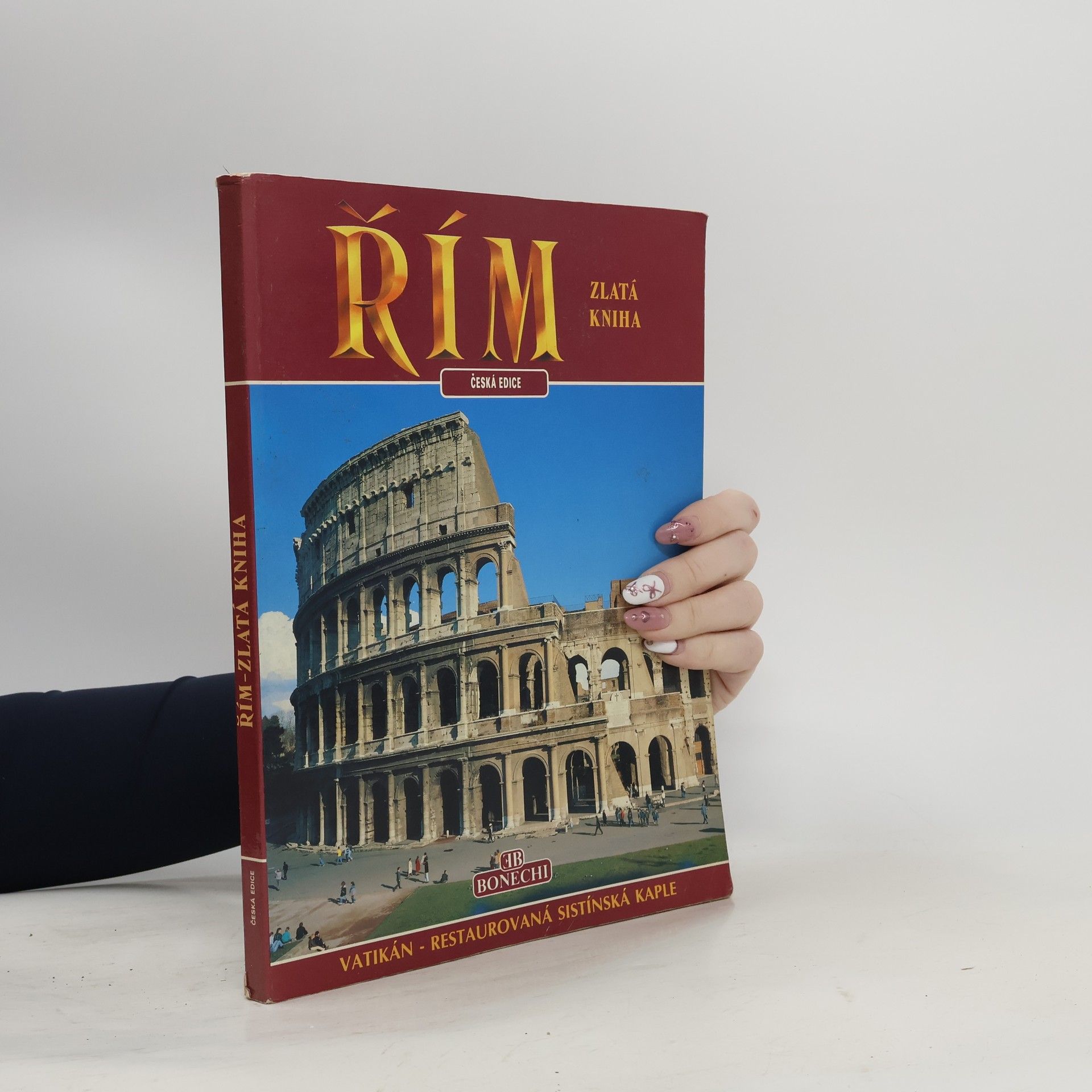 AA.VV. Řím - zlatá kniha