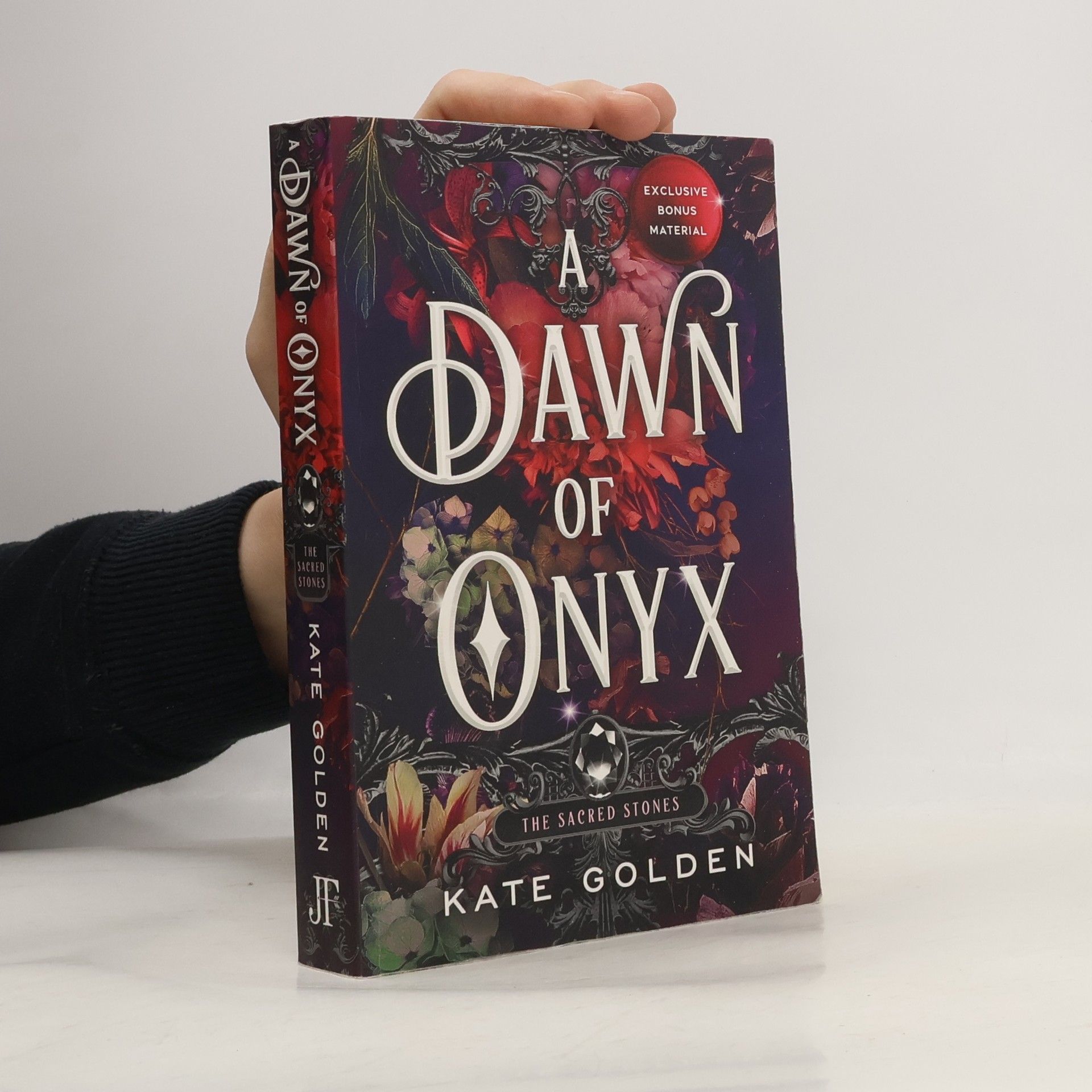 Kate Golden A Dawn of Onyx: The Sacred Stones Book 1
