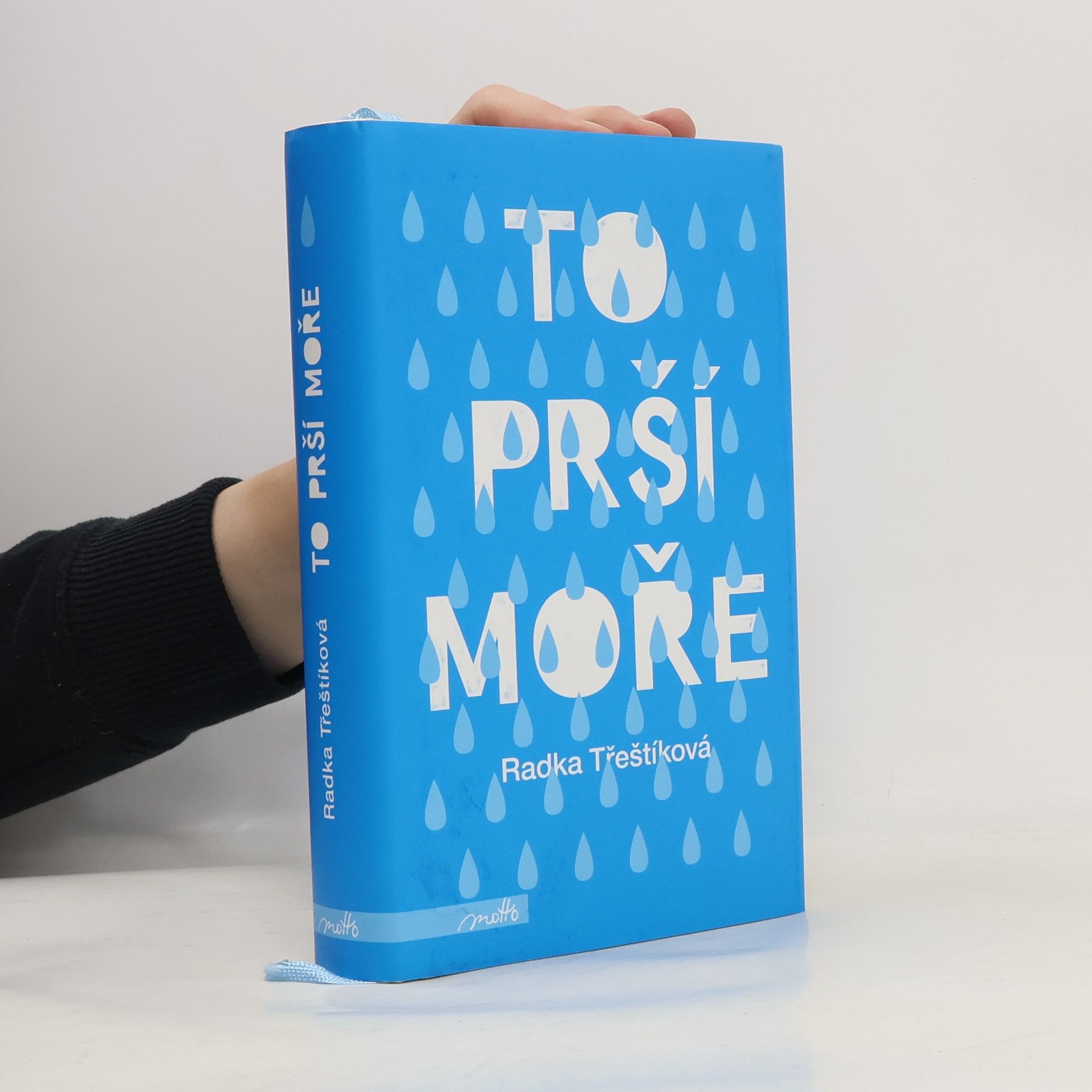 Radka Třeštíková To prší moře