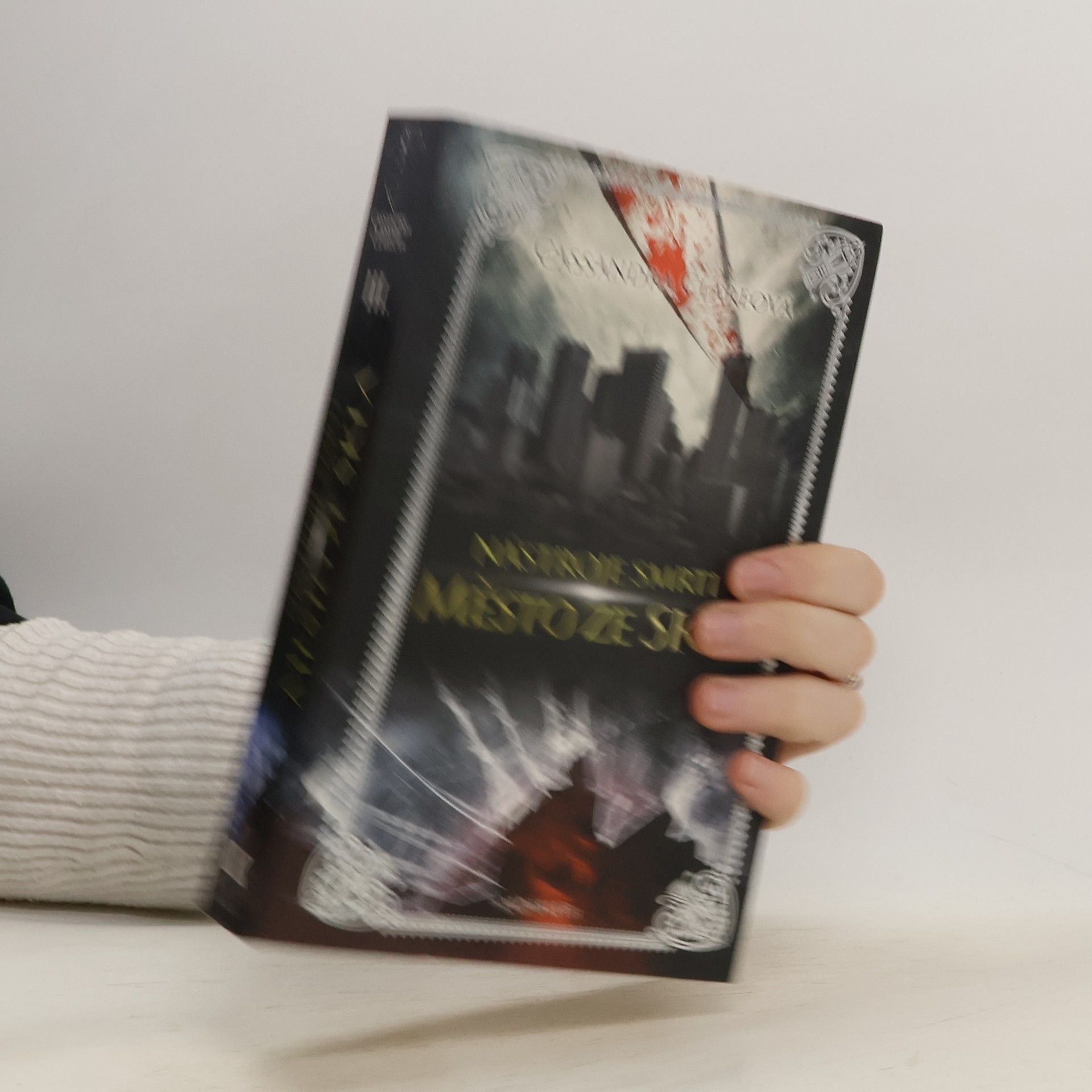 Cassandra Clare Nástroje smrti 3: Město ze skla
