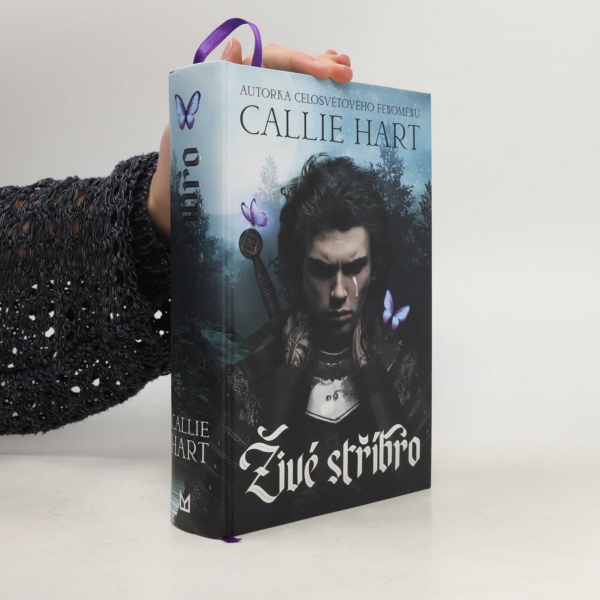 Callie Hart Živé stříbro