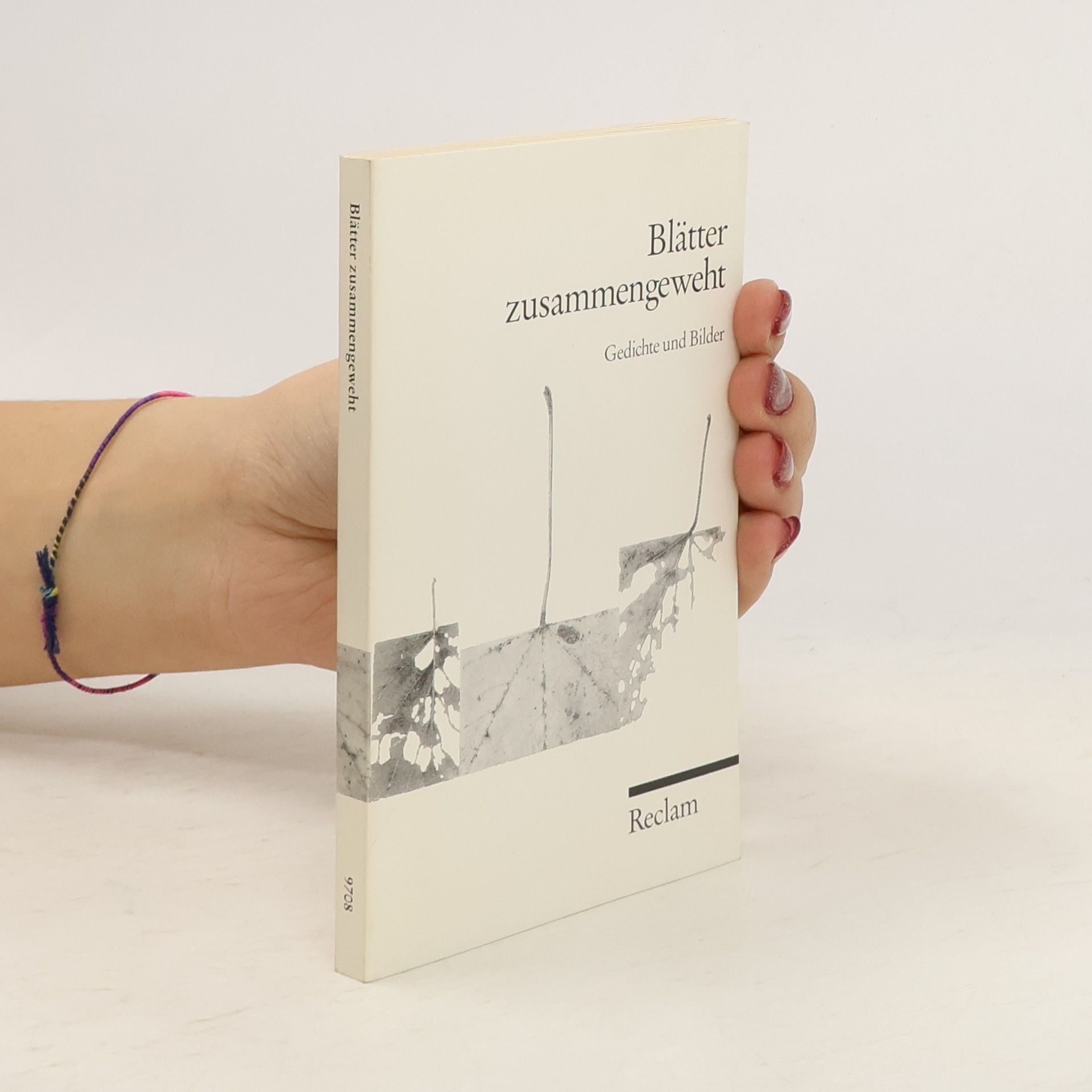 Ulrichadolf Namislow Blätter zusammengeweht